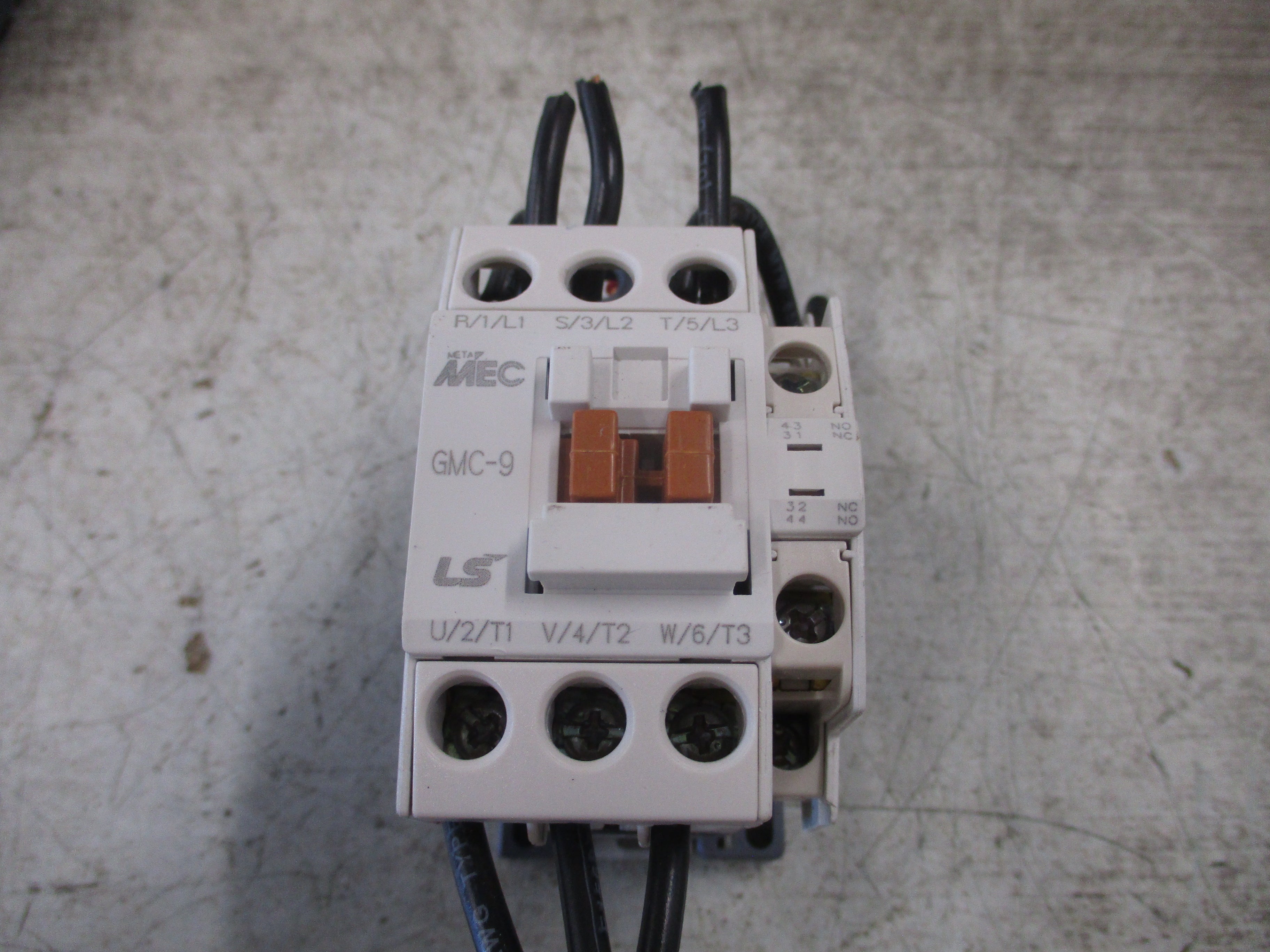 LS MEC Contactor GMC-9 120V Coil 20A 600V Used