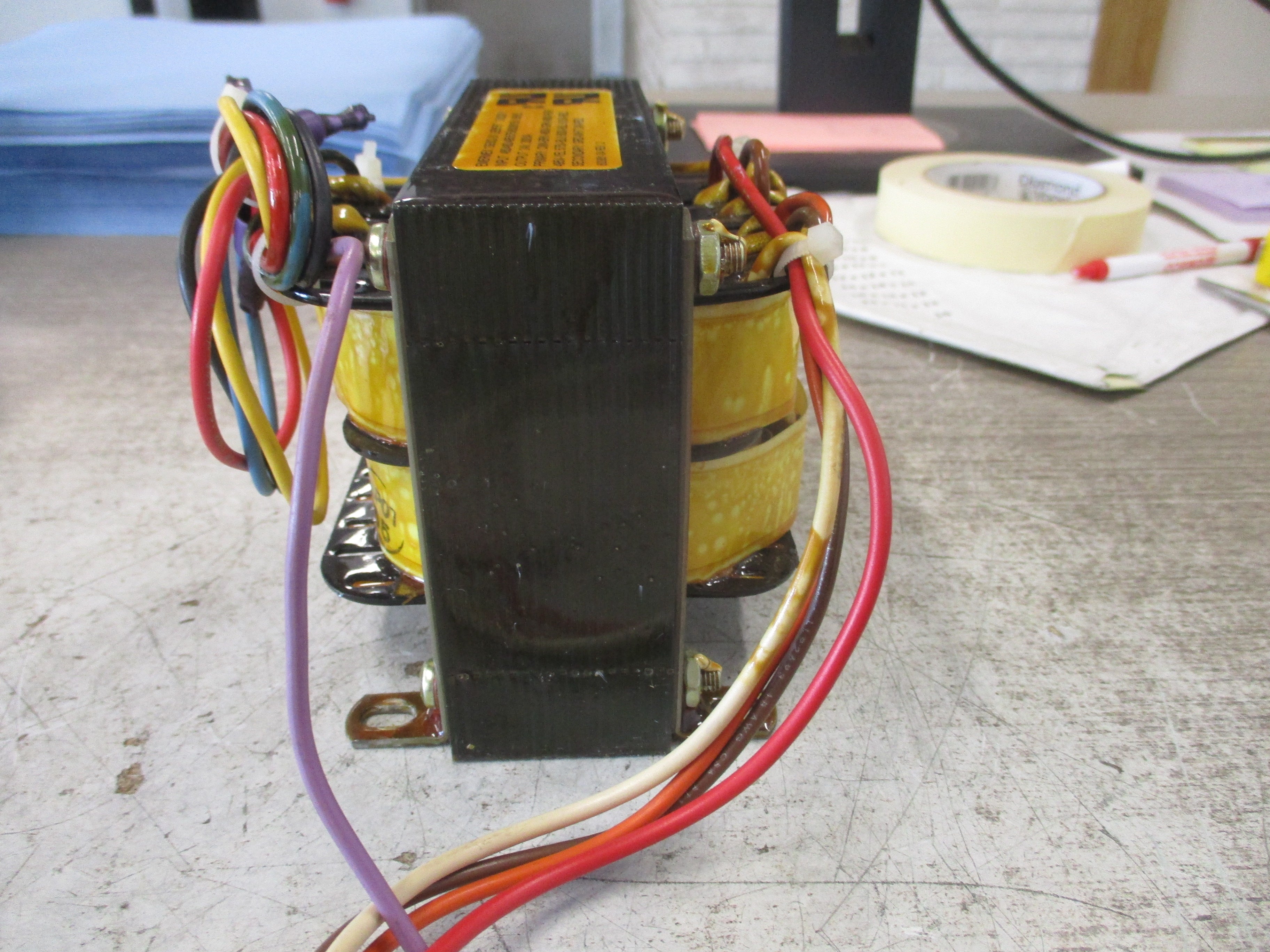 Liebert Transformer 136202P1 300VA Pri: 480/600V Sec: 24V 60Hz Used