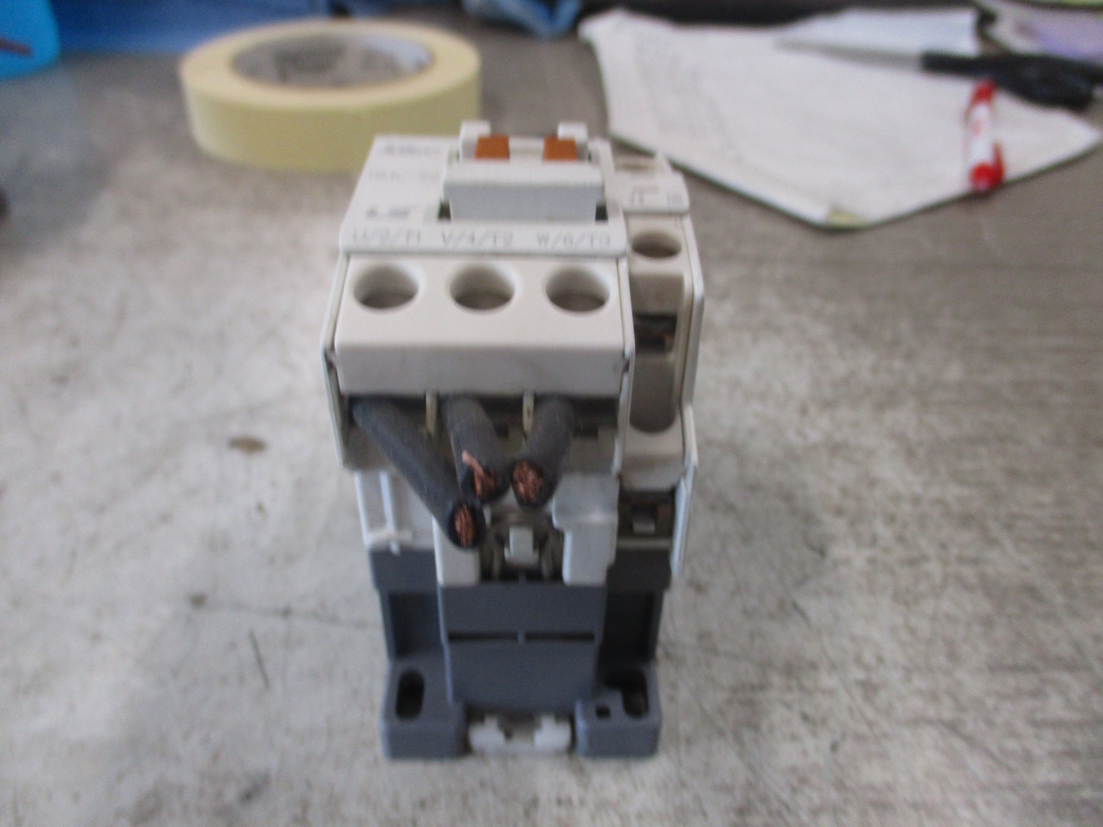 LS MEC Contactor GMC-22 120V Coil 32A 600V Used