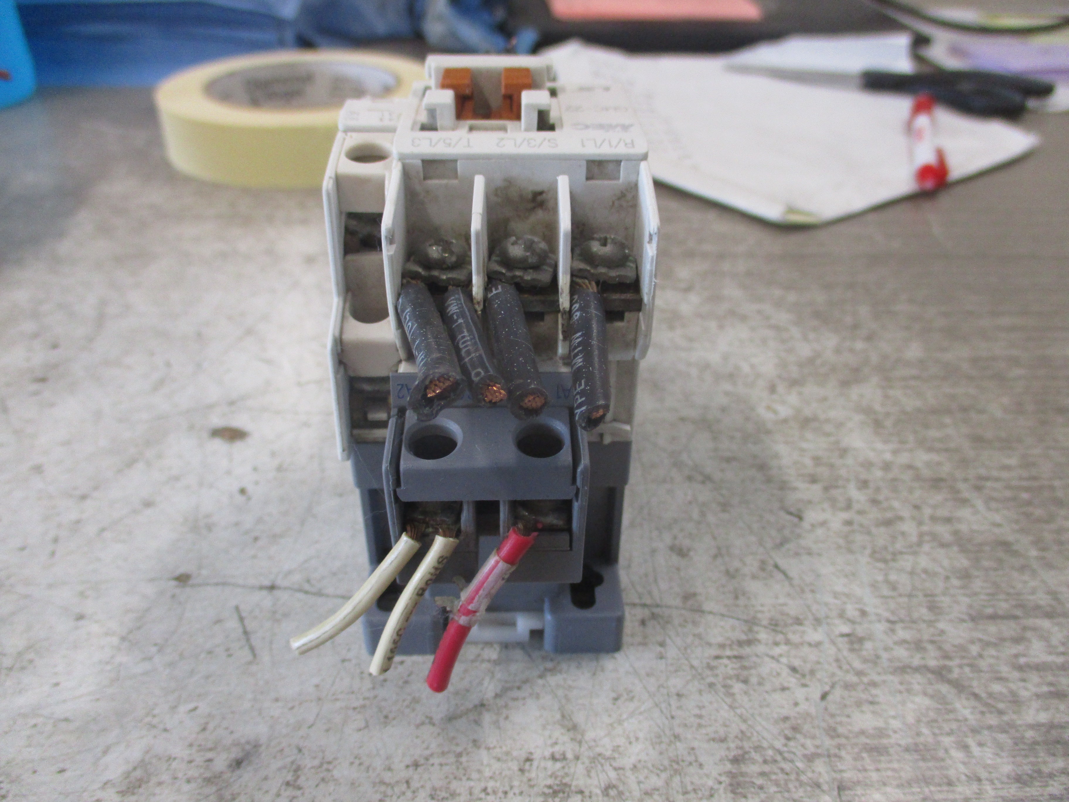 LS MEC Contactor GMC-22 120V Coil 32A 600V Used