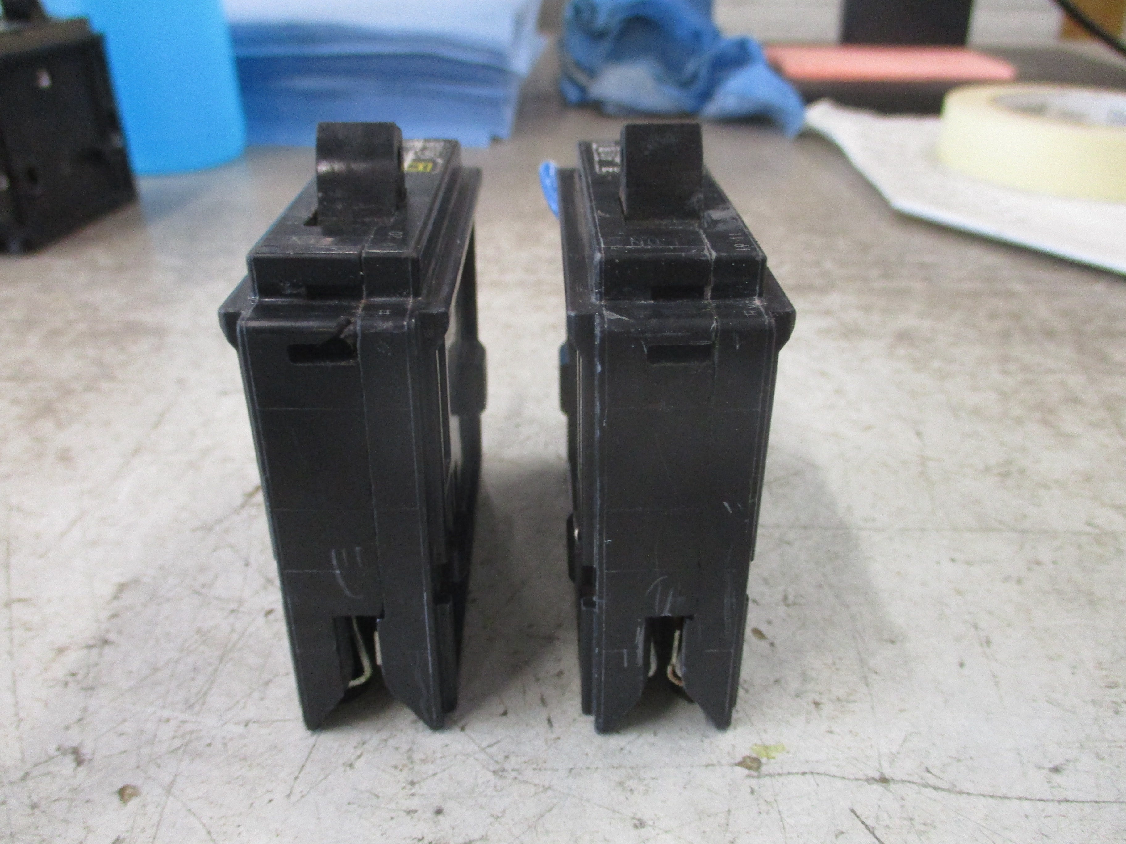 Square D Clip-On Circuit Breaker HOM120 20A 120/240V 1P *Lot of 2* Used