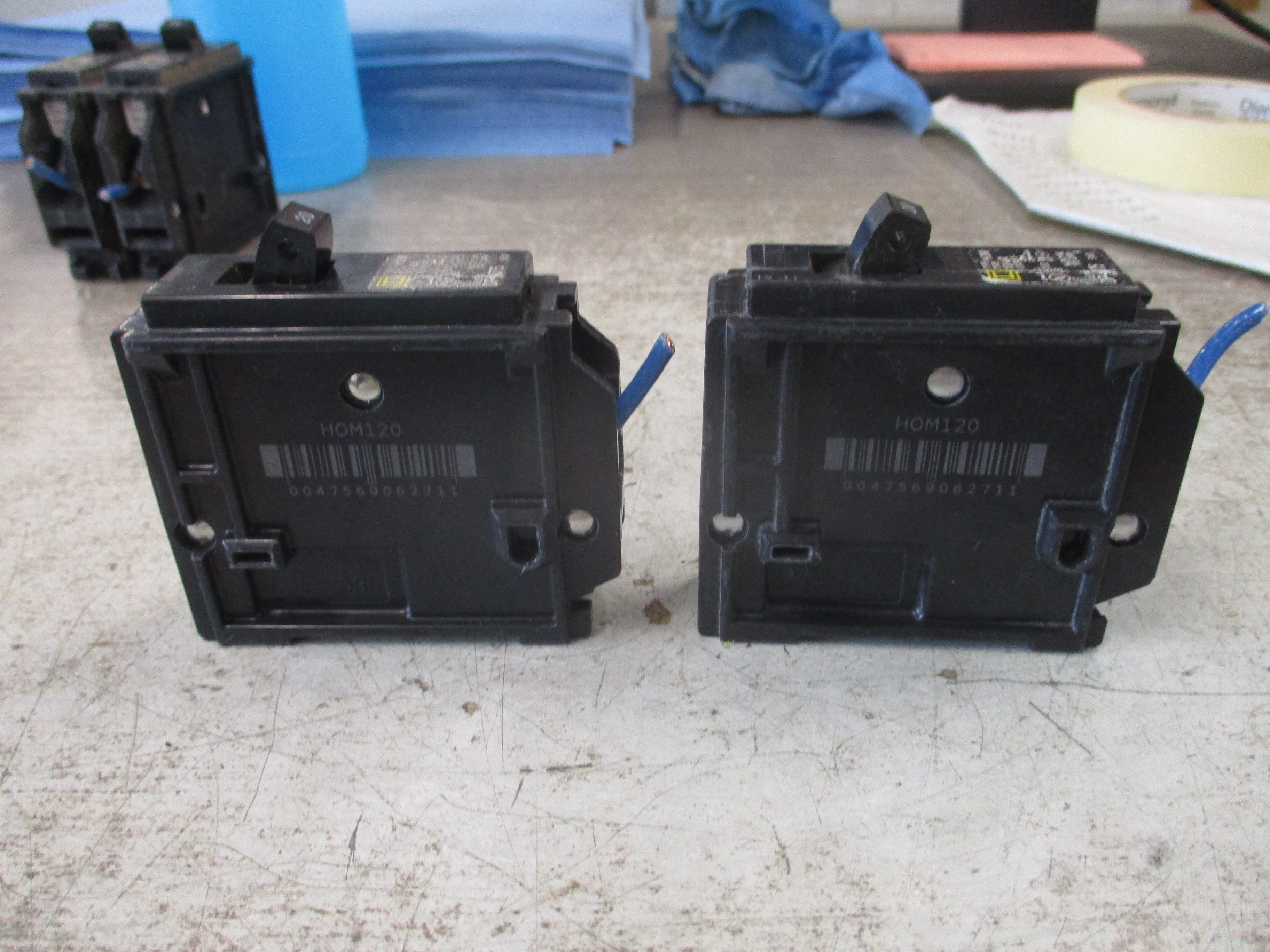 Square D Clip-On Circuit Breaker HOM120 20A 120/240V 1P *Lot of 2* Used
