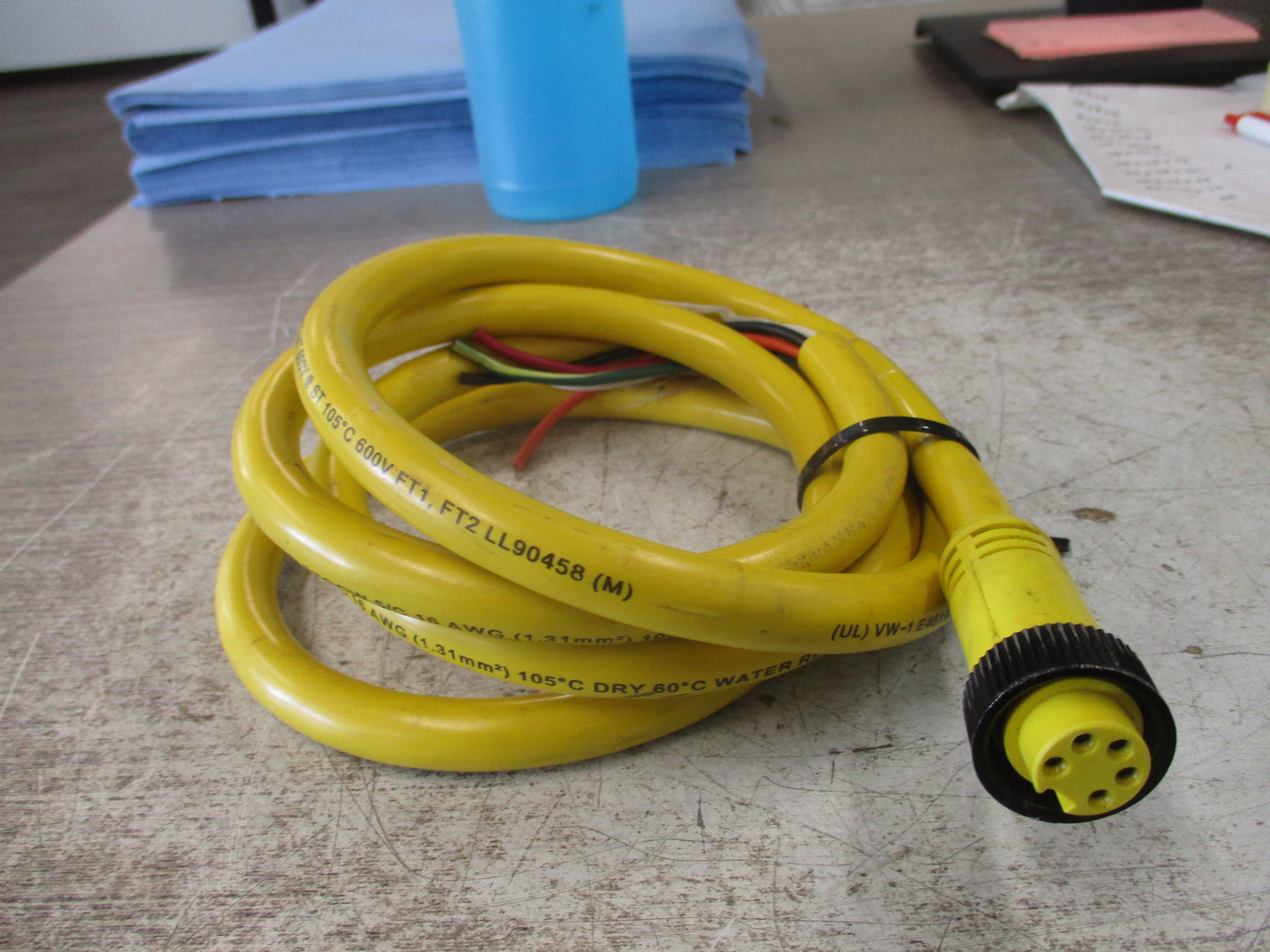 Woodhead Brad Connectivity Cordset 105000A01F060 5p Female Straight Used