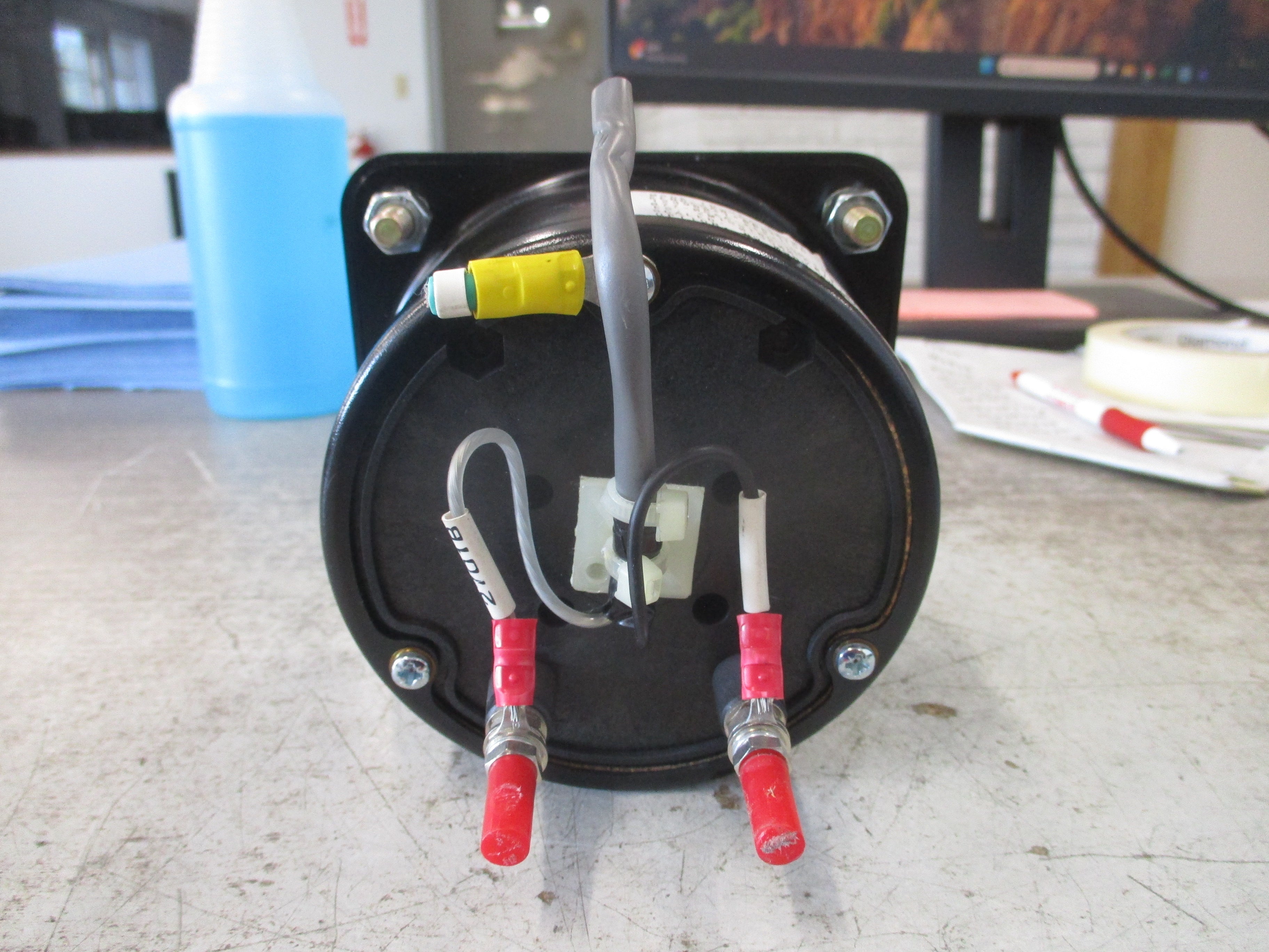 Crompton AC KW/KVAR Meter 077-05AA-****-SN Range: 0-3500 KW/KVAR Used