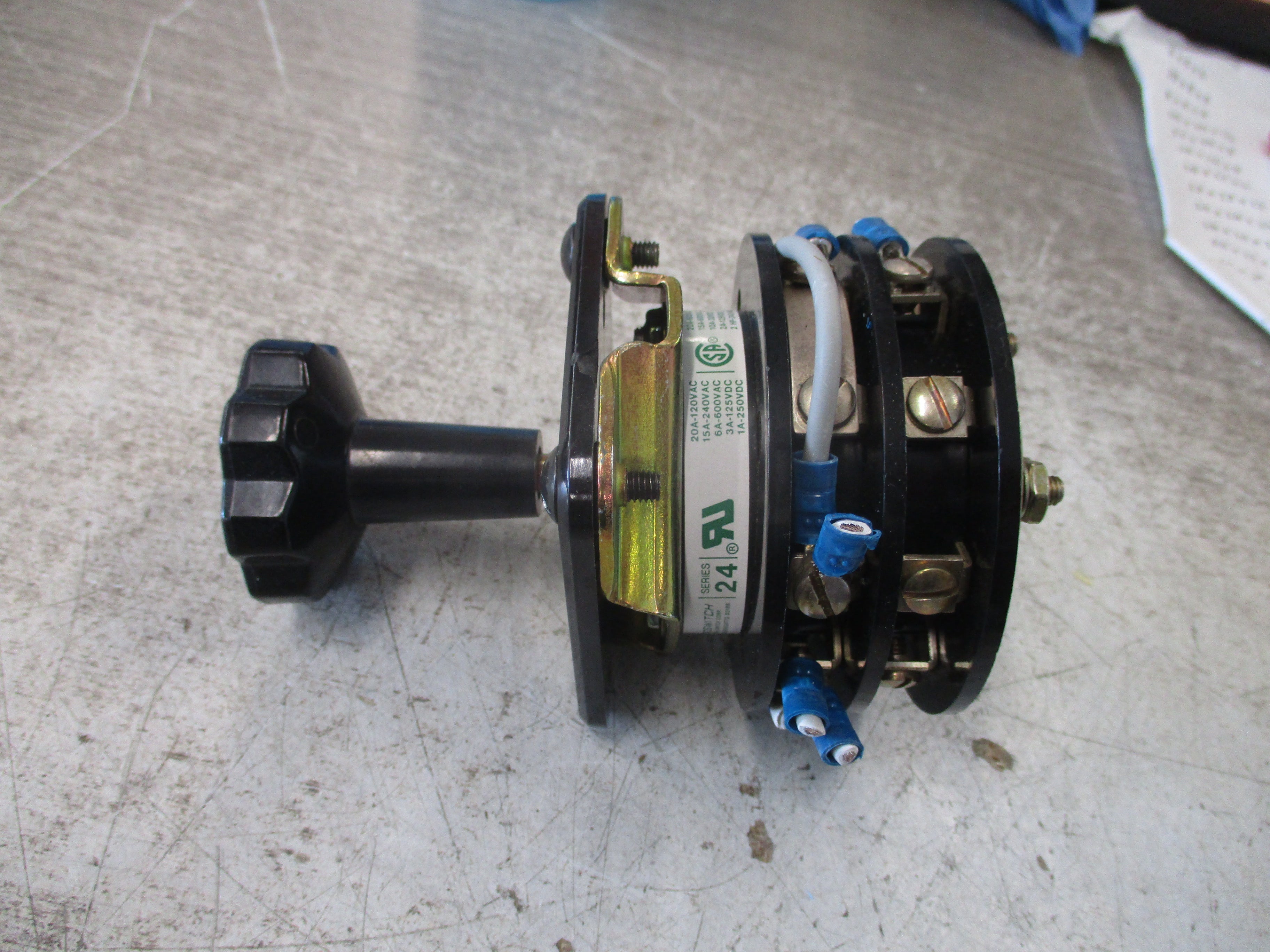 Electroswitch Series 24 Synch Switch Rotary Switch 24202B Used