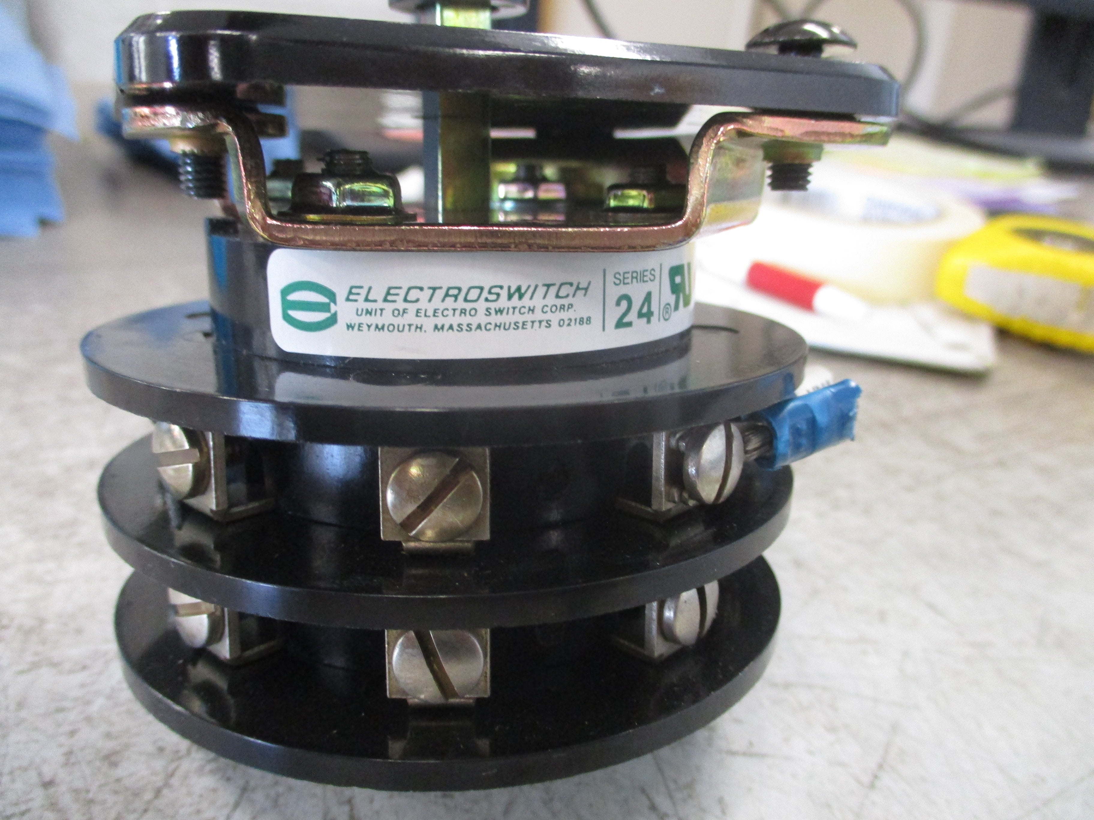 Electroswitch Series 24 Frequency Meter Rotary Switch 24202B Used