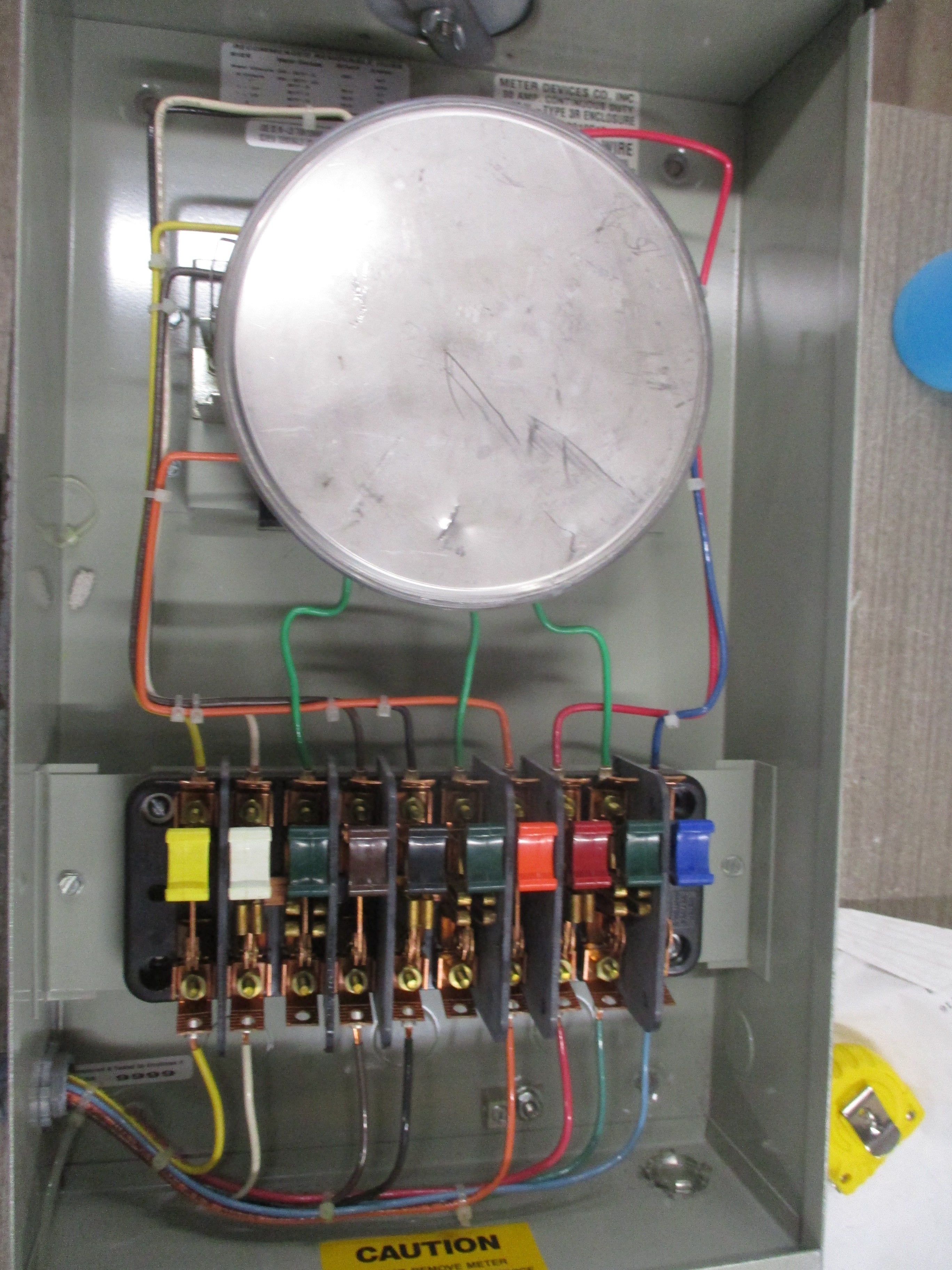 Meter Device Co. 3R Meter Socket 602U3010C13-086 30A 600V 3Ph 4W *Dented Cover*