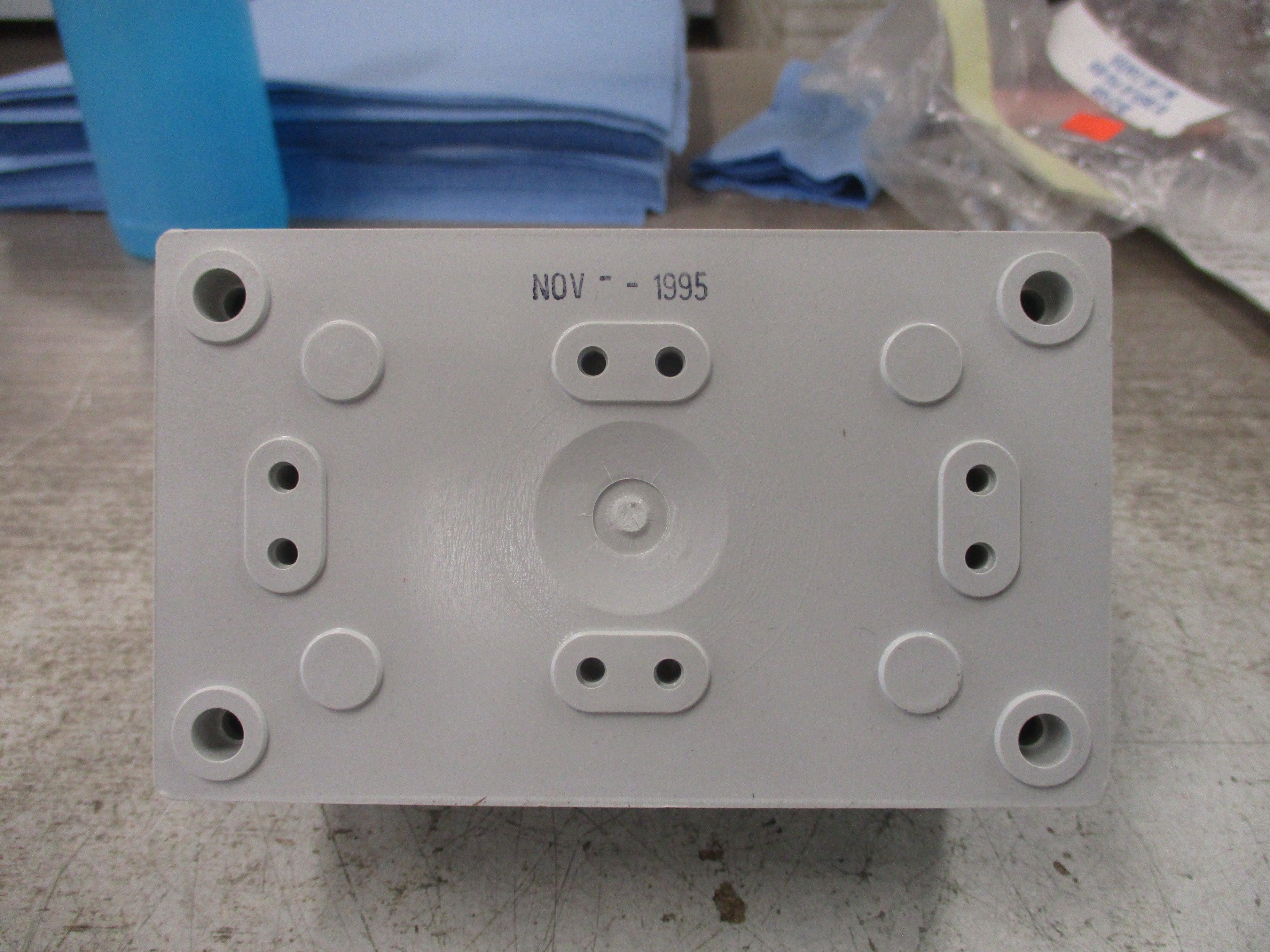 Devar Inc. Loop Powered Indicator 18-LPI *No Box* *Bent Corner*New Surplus