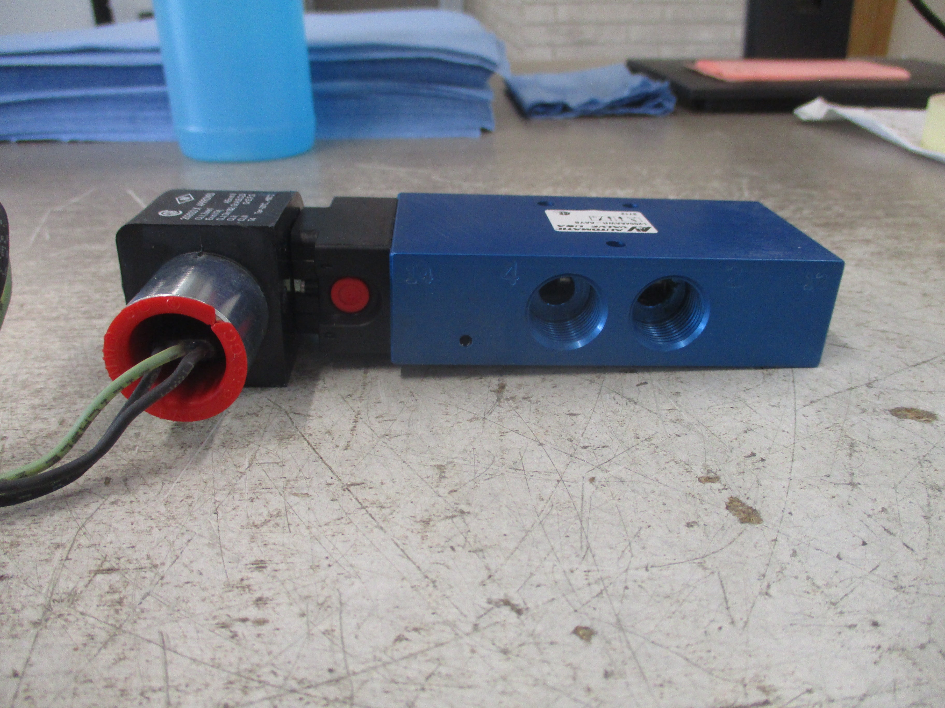 Automatic Valve Solenoid Valve L2004AAWR-AAYB Used
