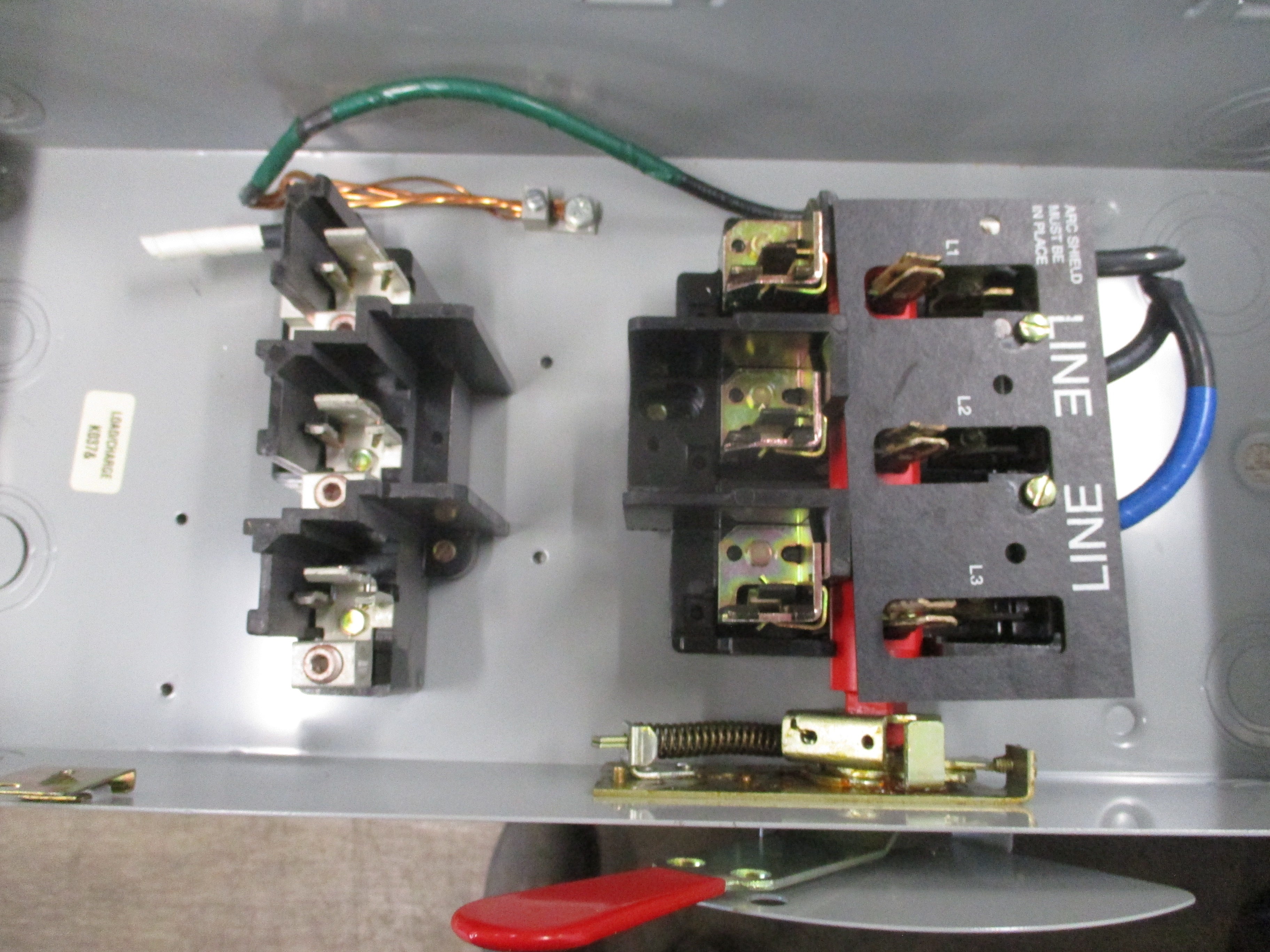 GE Fusible Safety Switch/Disconnect TG4323 100A 240V 3P Used