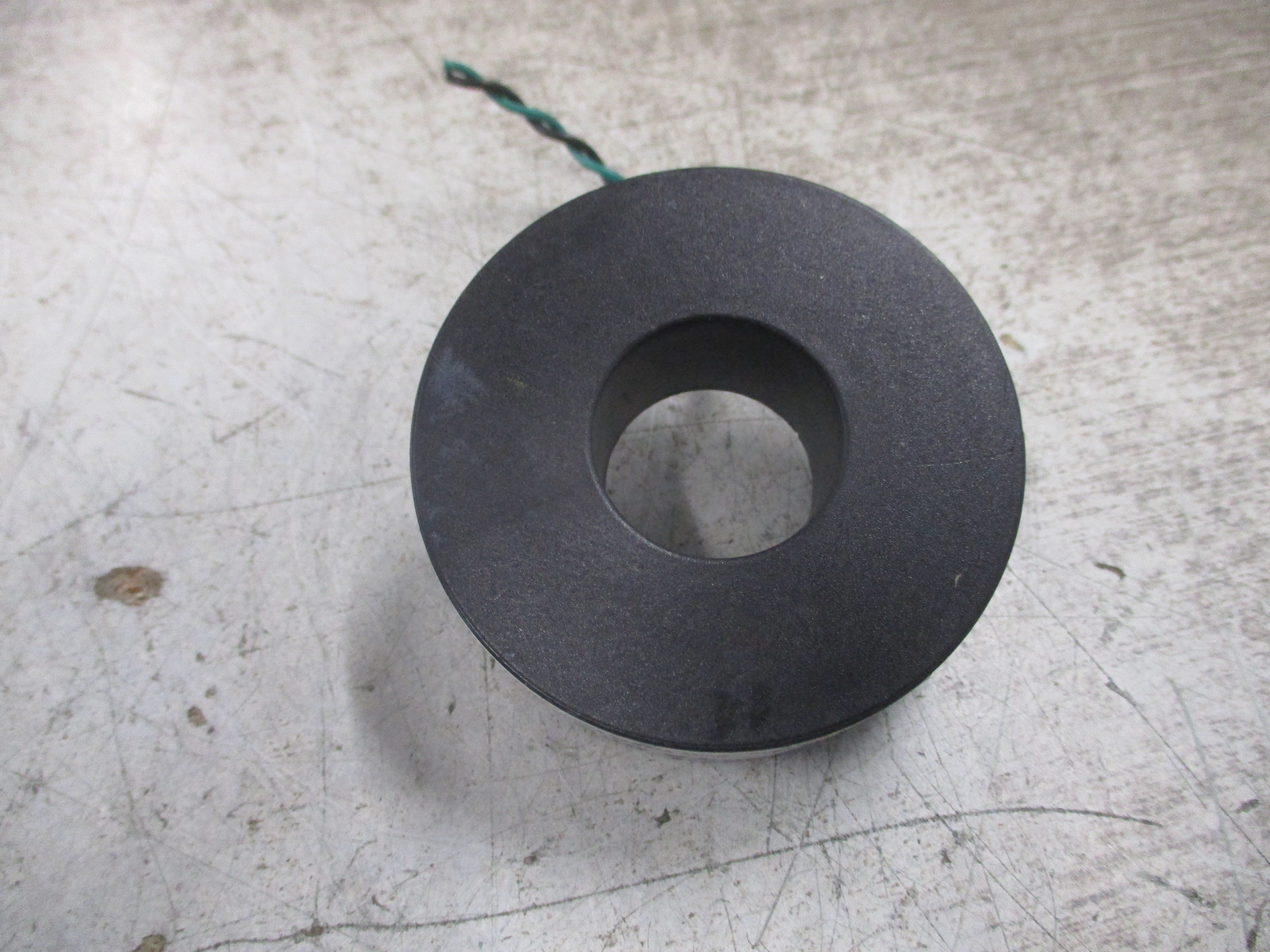 Elmax Current Transformer TA 00B48018P30 IP/IS 600/0.2 50-60Hz Used