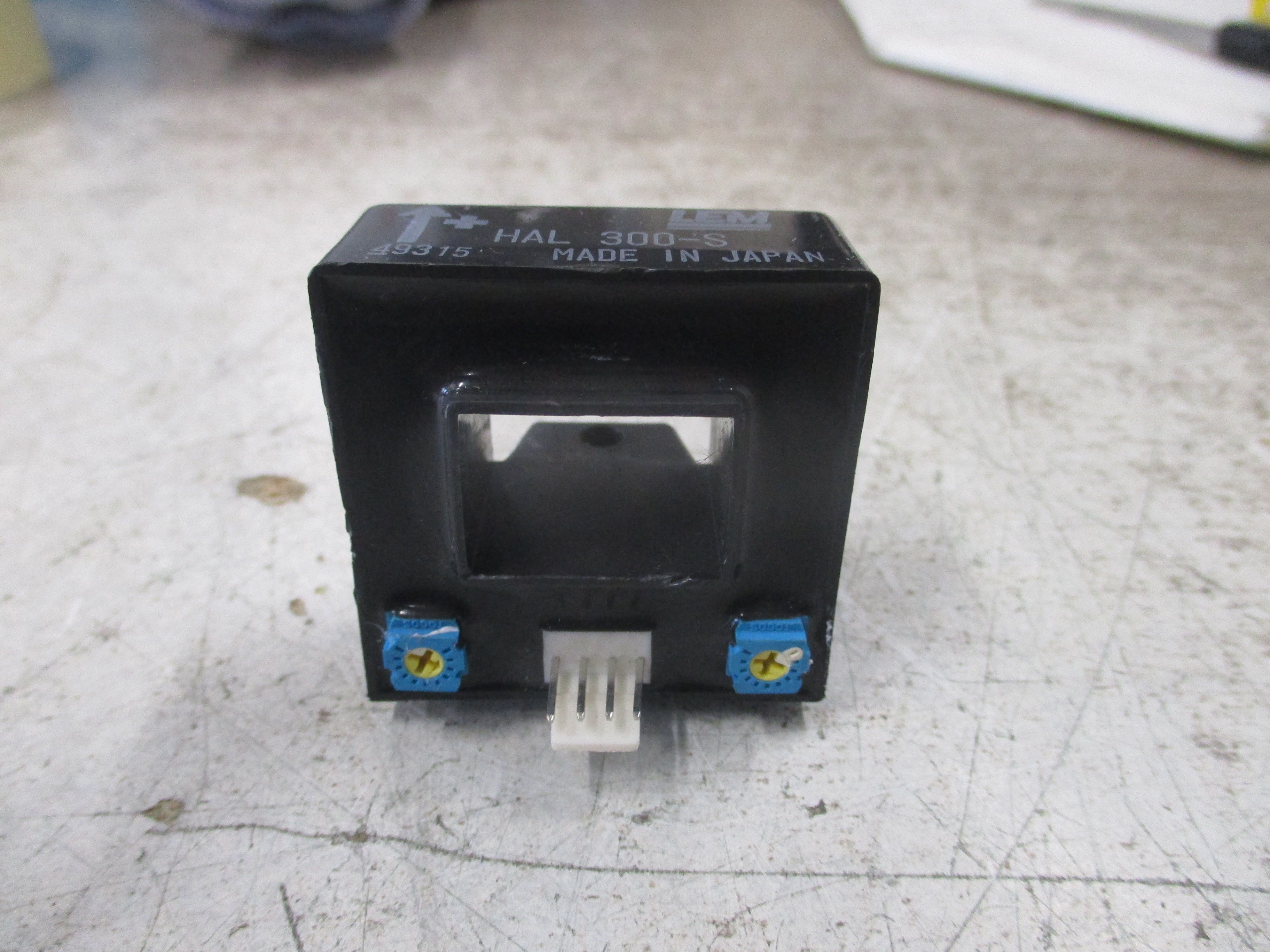 LEM Current Sensor HAL 300-S Used