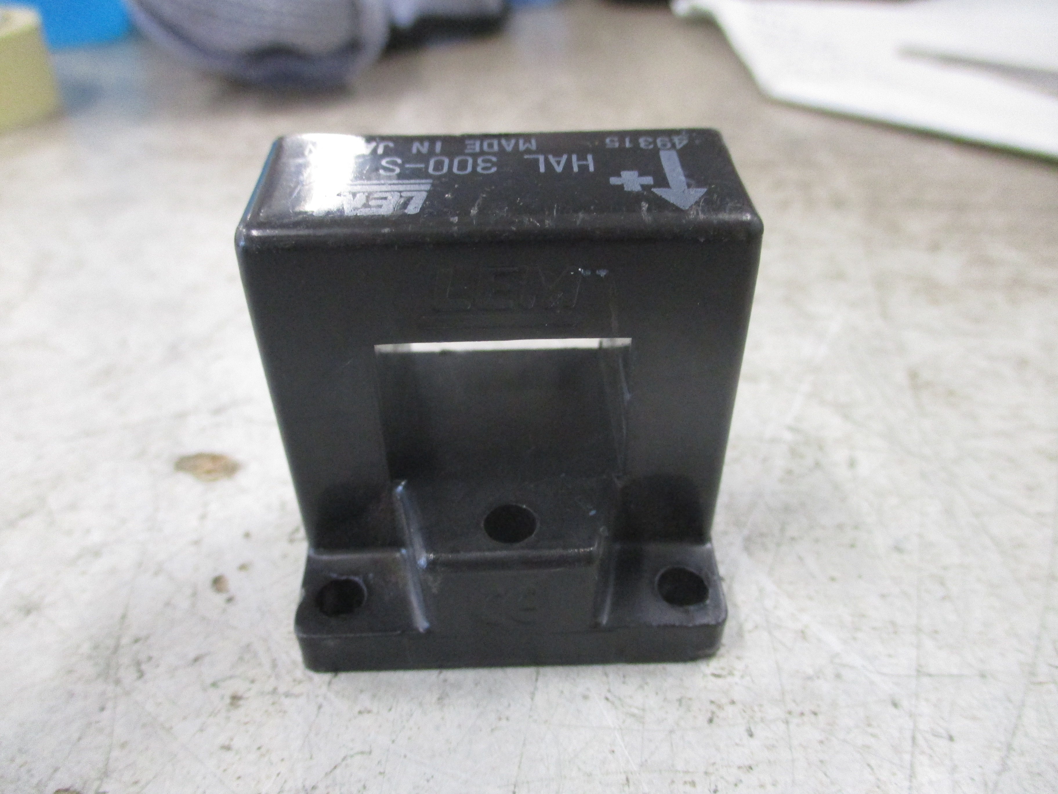 LEM Current Sensor HAL 300-S Used