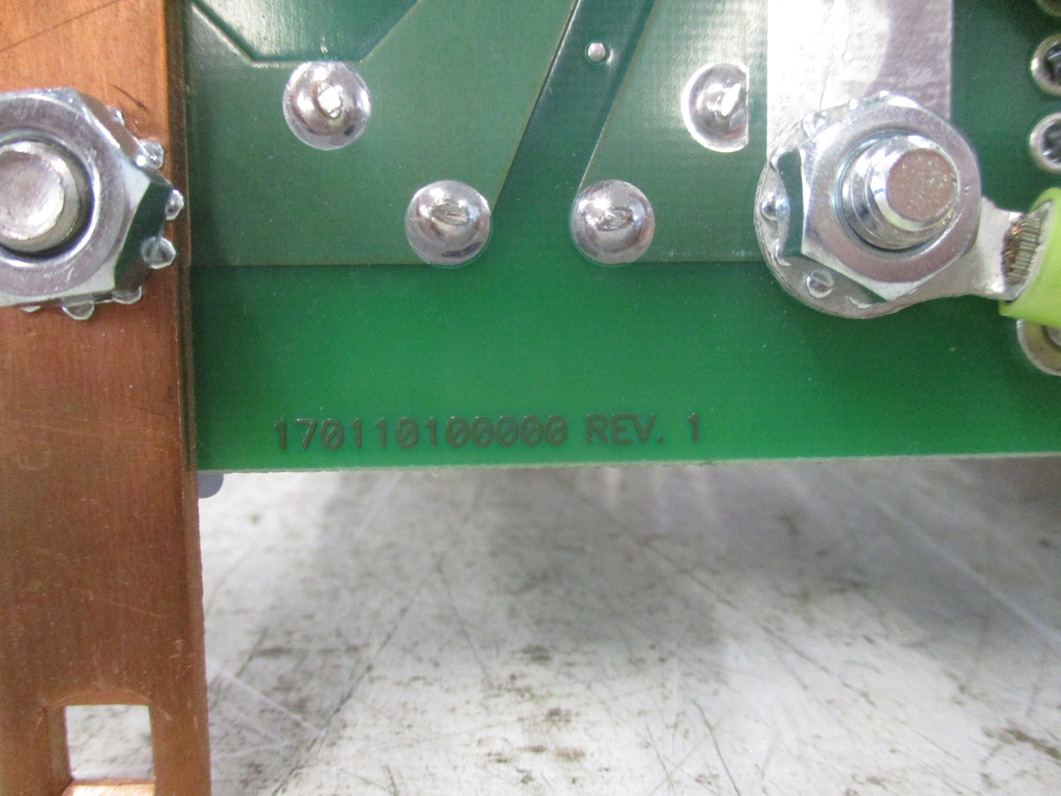 United Power Modular TVSS Assembly 170110100000 *No Lugs* Used
