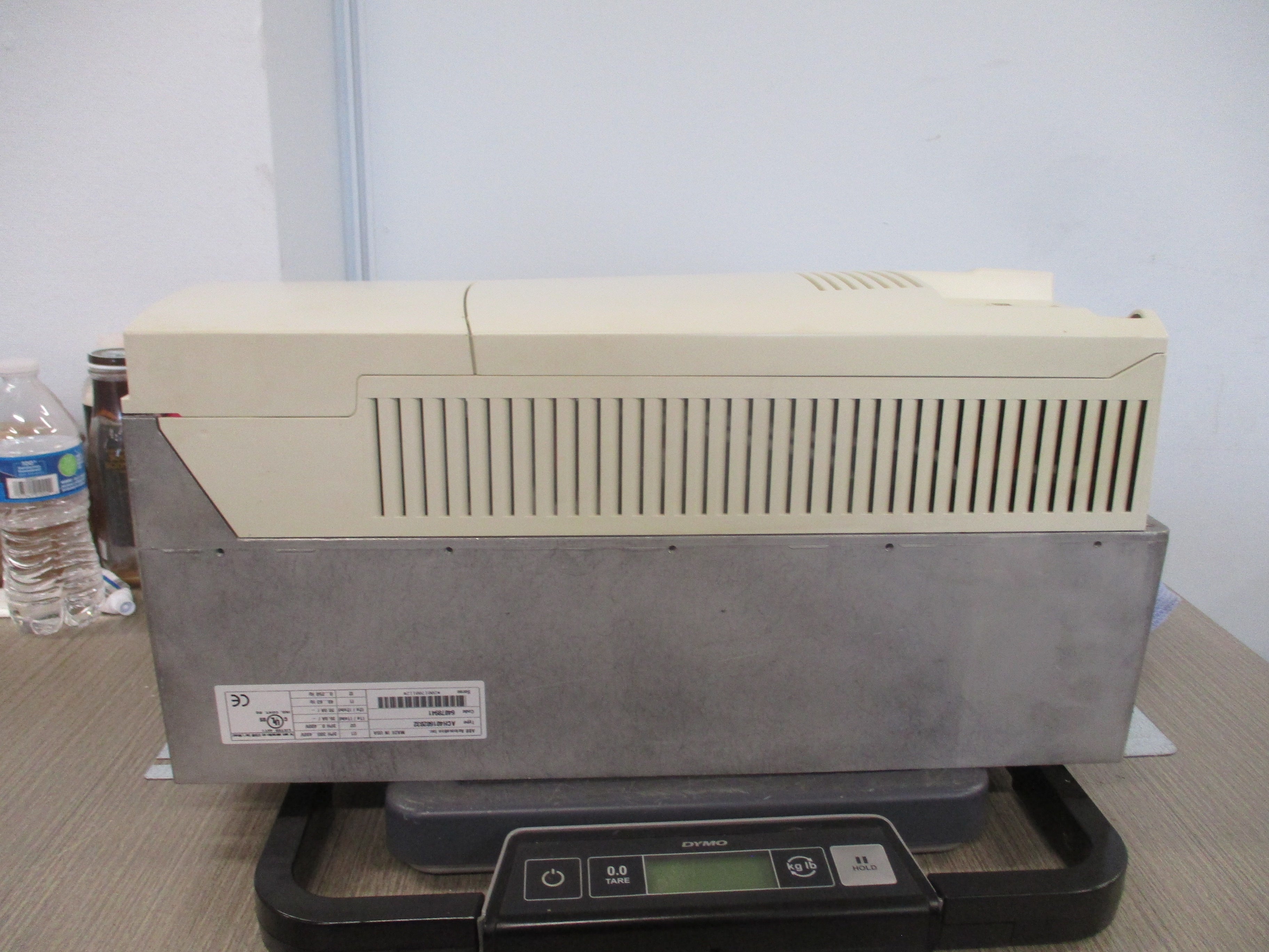 ABB AC Drive ACH401602032 25 HP 3Ph *No Keypad* *Broken Cover Clips* Used