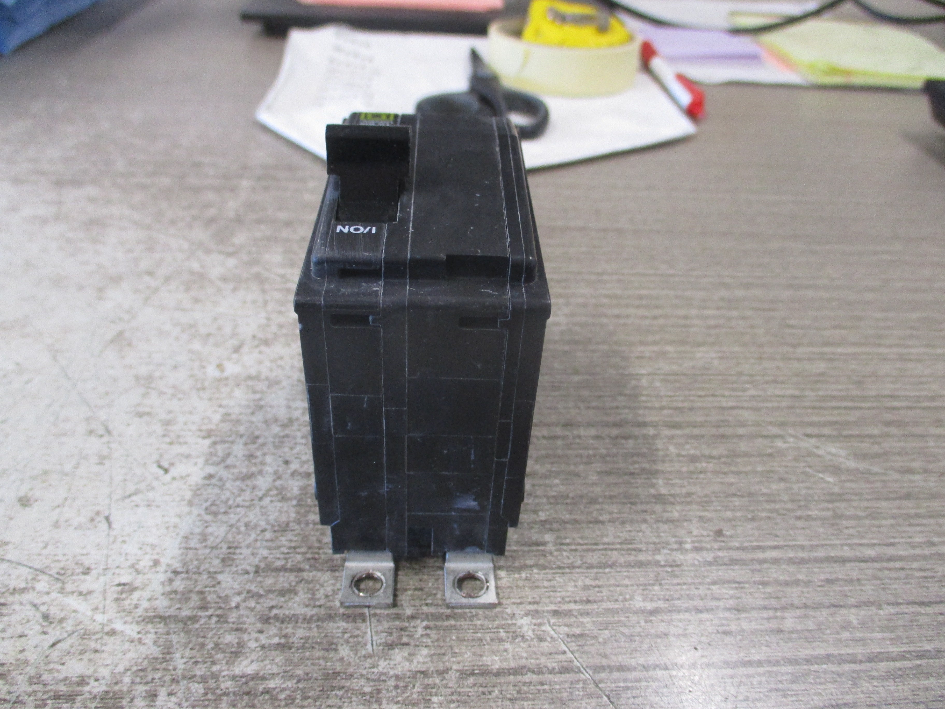 Square D Bolt-On Circuit Breaker QOB260 60A 240V 2P *No Screws* Used