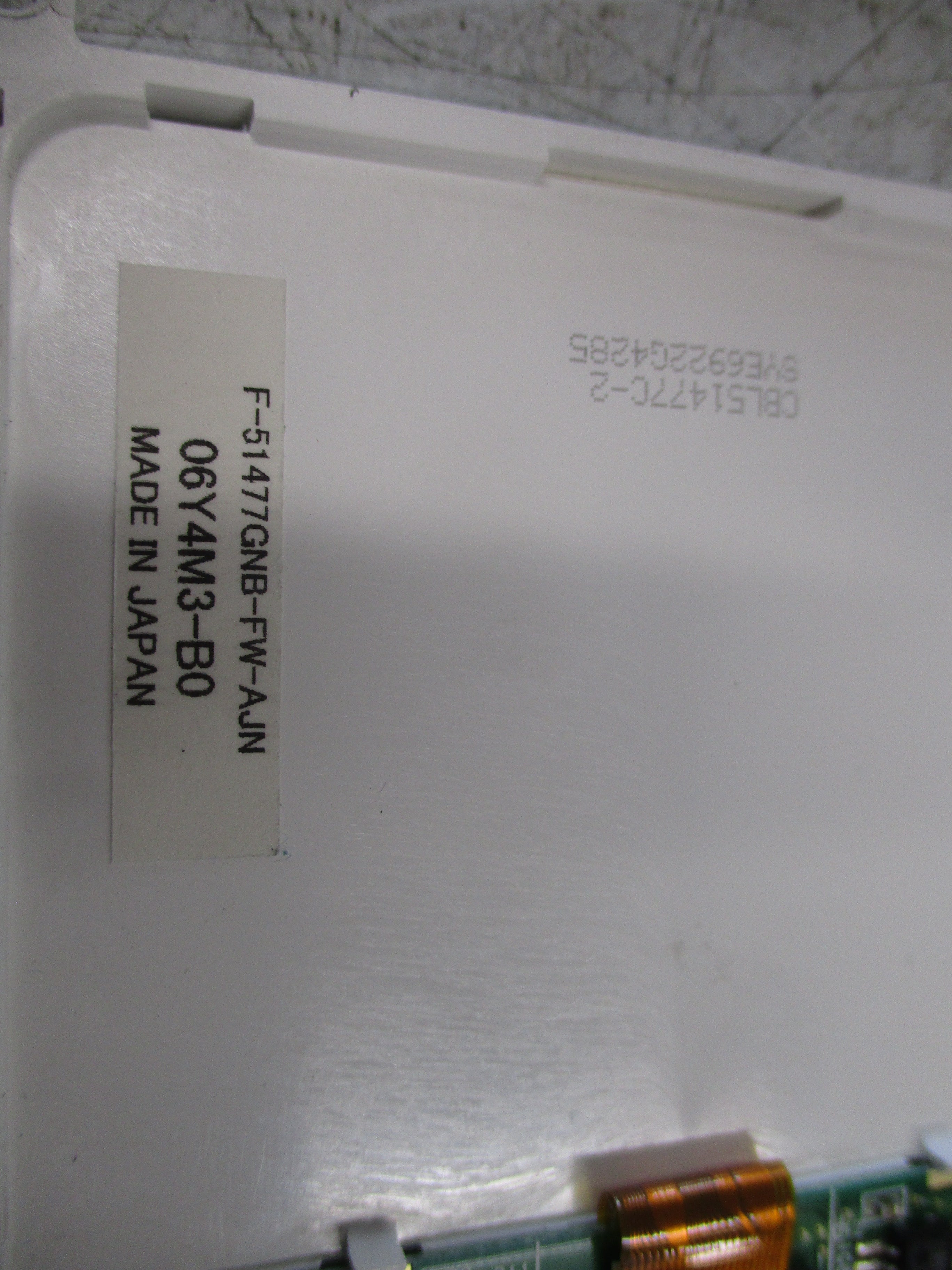 Kyocera LCD Display Module F-51477GNB-FW-AJN 320x240 *(1) Broken Mount* Used