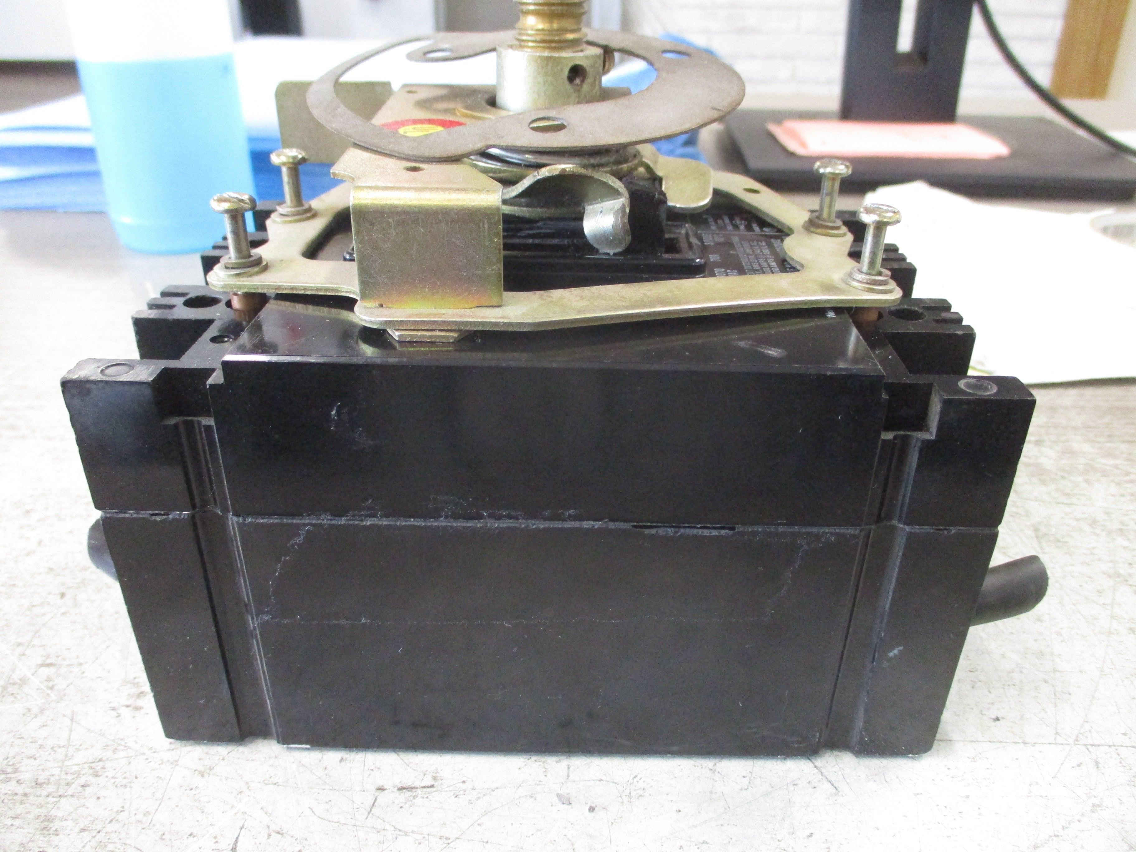 Westinghouse Breaker Disconnect EHB3070 70A 480V 3P Used