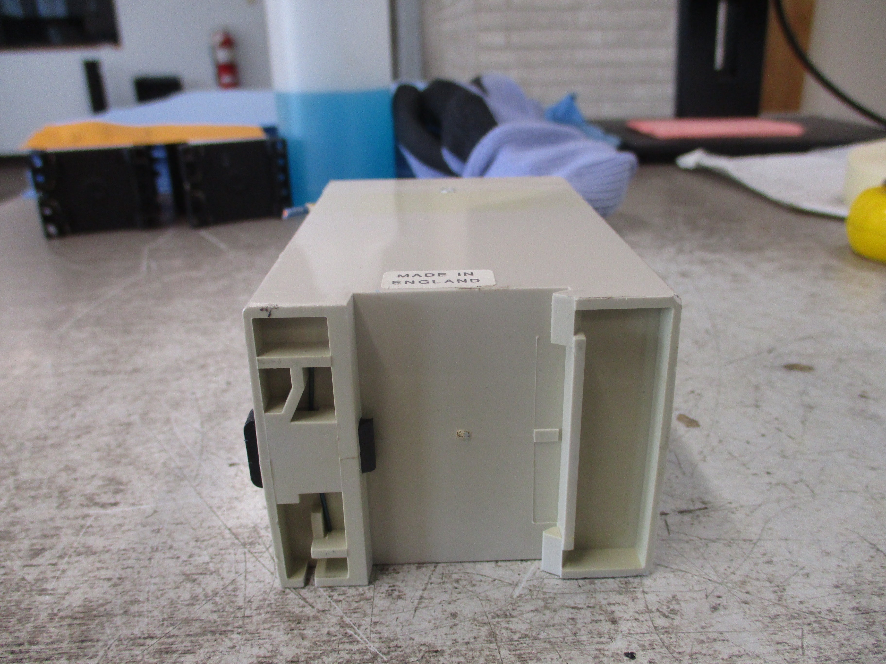 Crompton Protector Relay 252-PAOU-LSBX Used