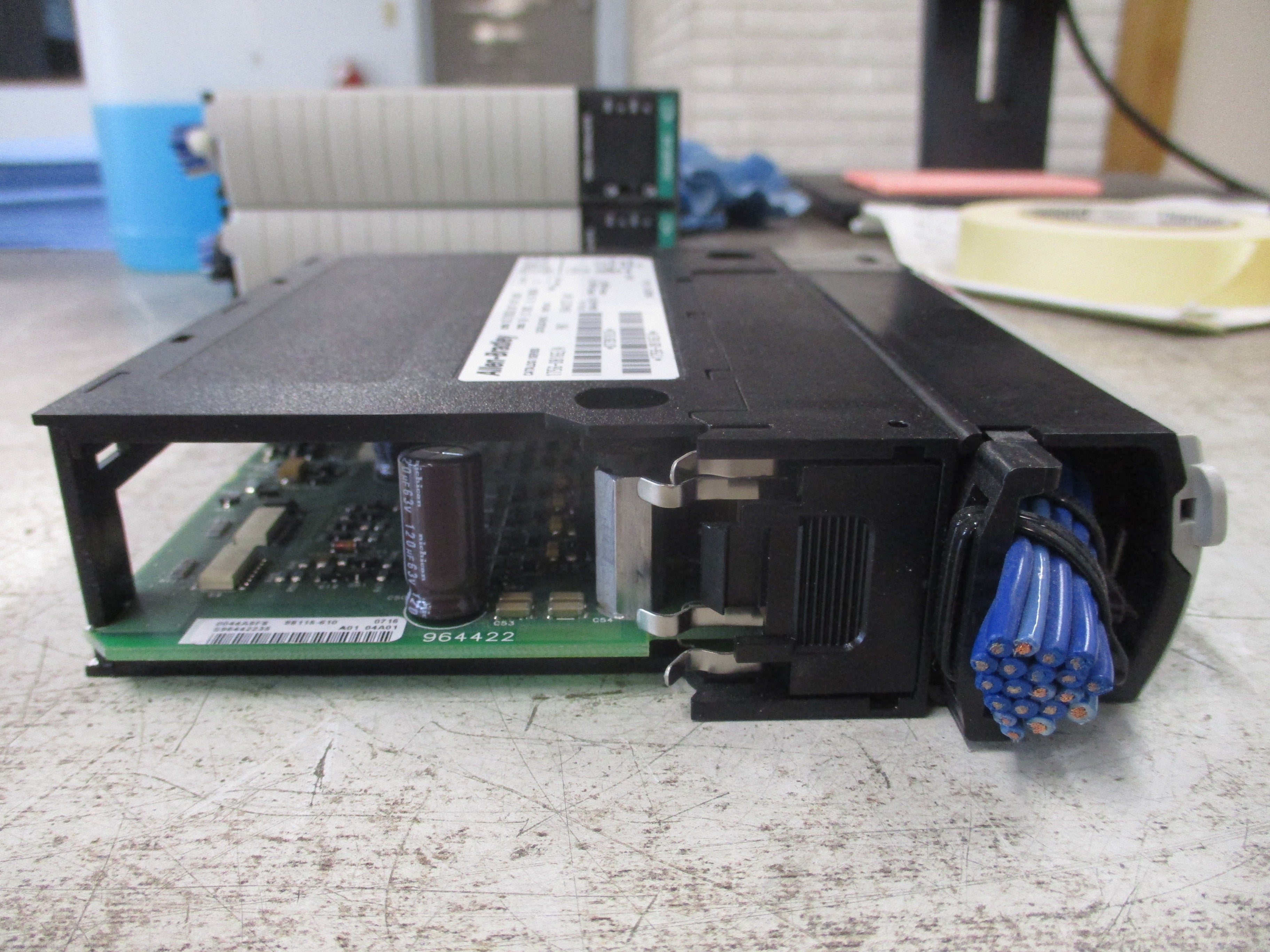 Allen-Bradley ControlLogix DC Efused Output Module 1756-OB16E Ser. A Rev. P01