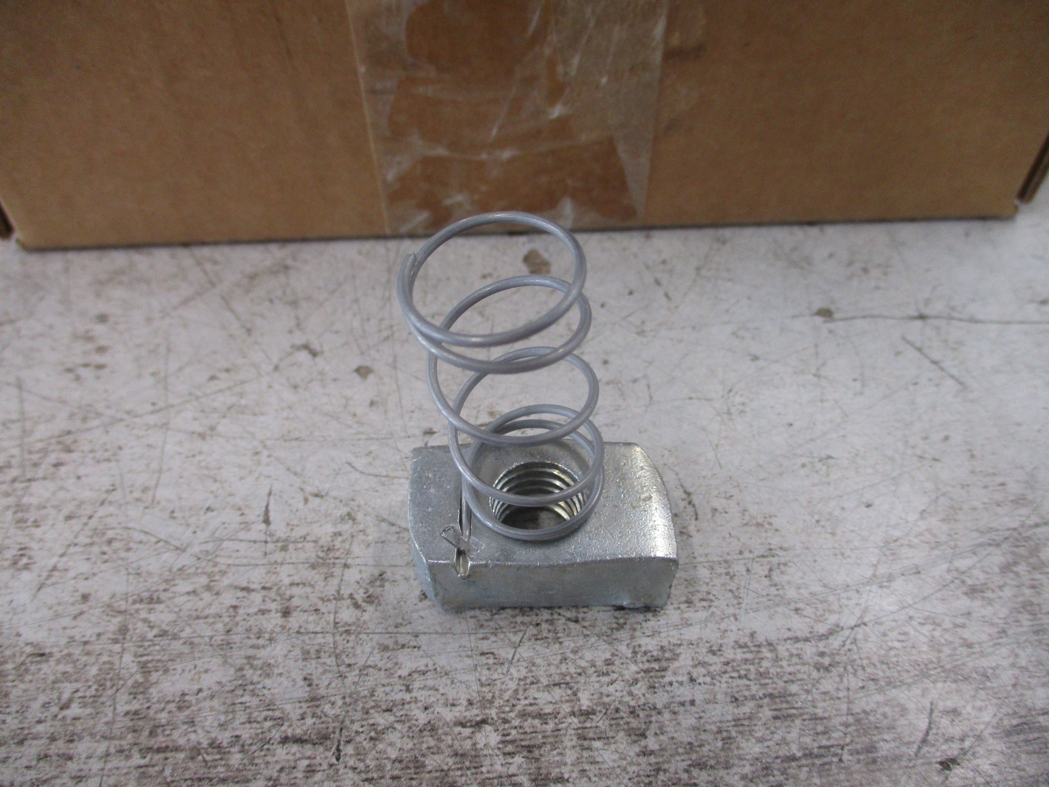 Thomas & Betts Superstrut Spring Nut 4A985 Galvanized Steel 1/2" *Box of 29*