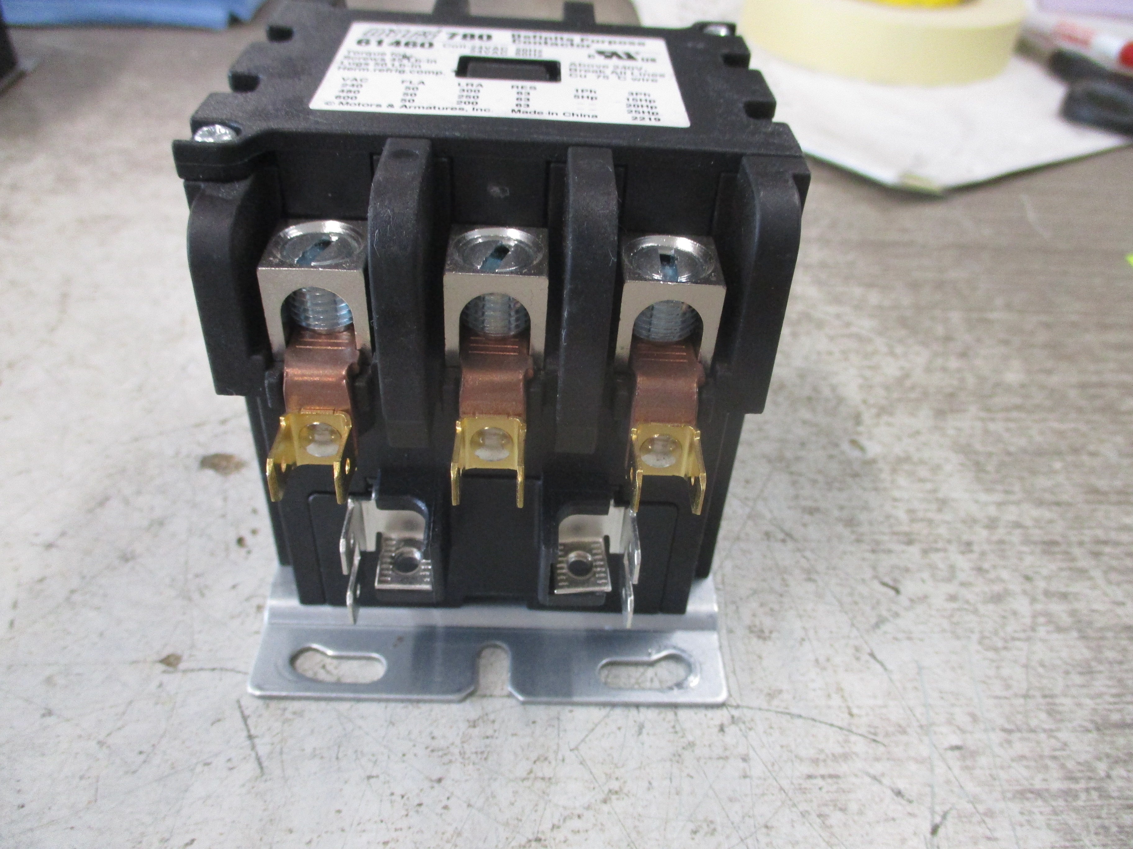 Mars 780 Definite Purpose Contactor 61460 24V Coil 50A 600V Used
