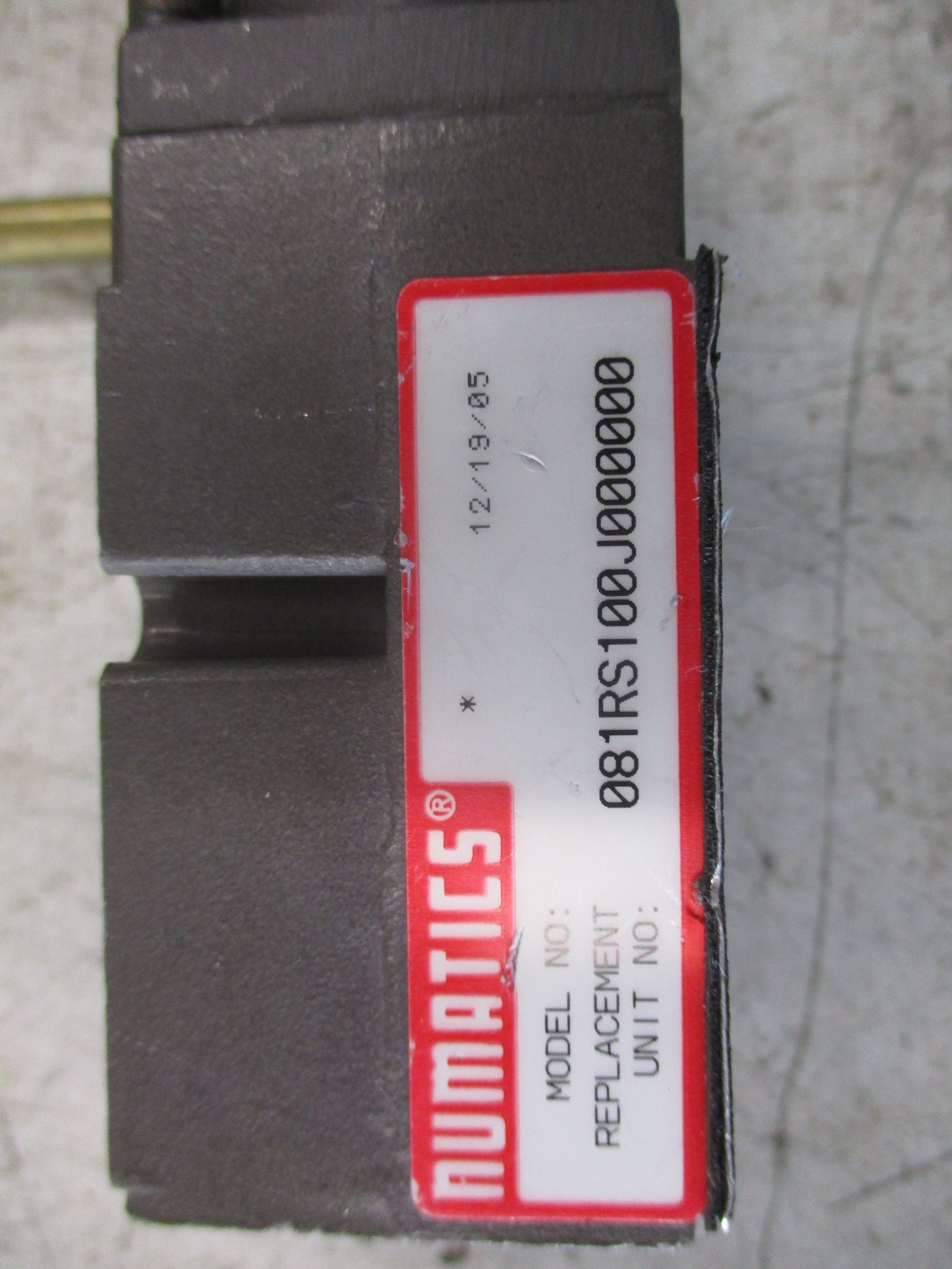 Numatics Pneumatic Regulator 081RS100J000000 Used