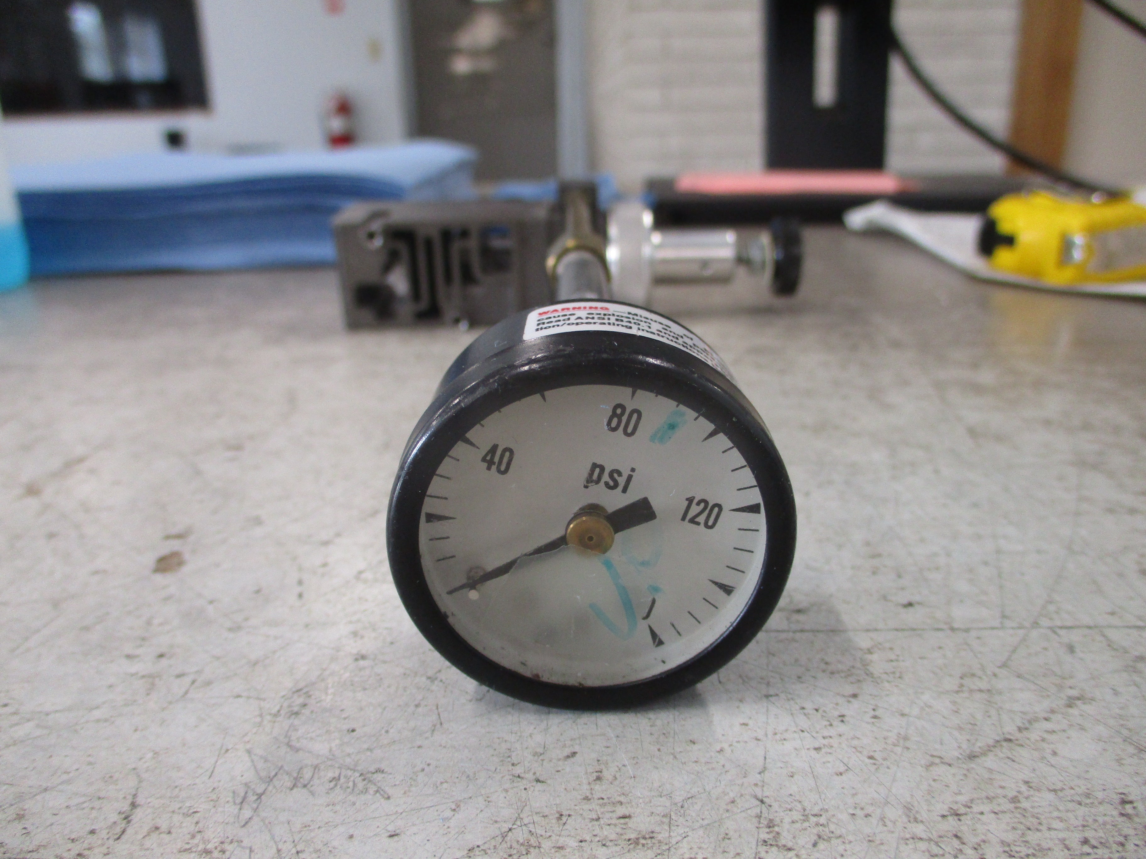 Numatics Pneumatic Regulator 081RS100J000000 W/Gauge Used