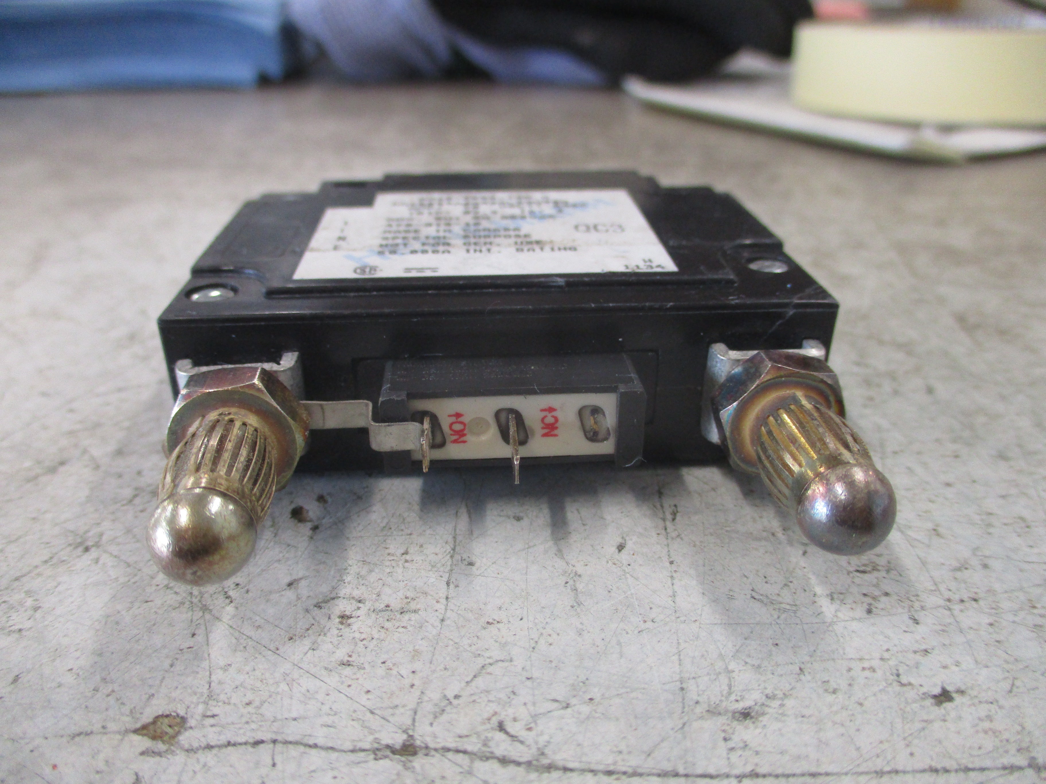 Heinemann DC Circuit Breaker AM1S-Z550-14W M 70A 80VDC 1P Used