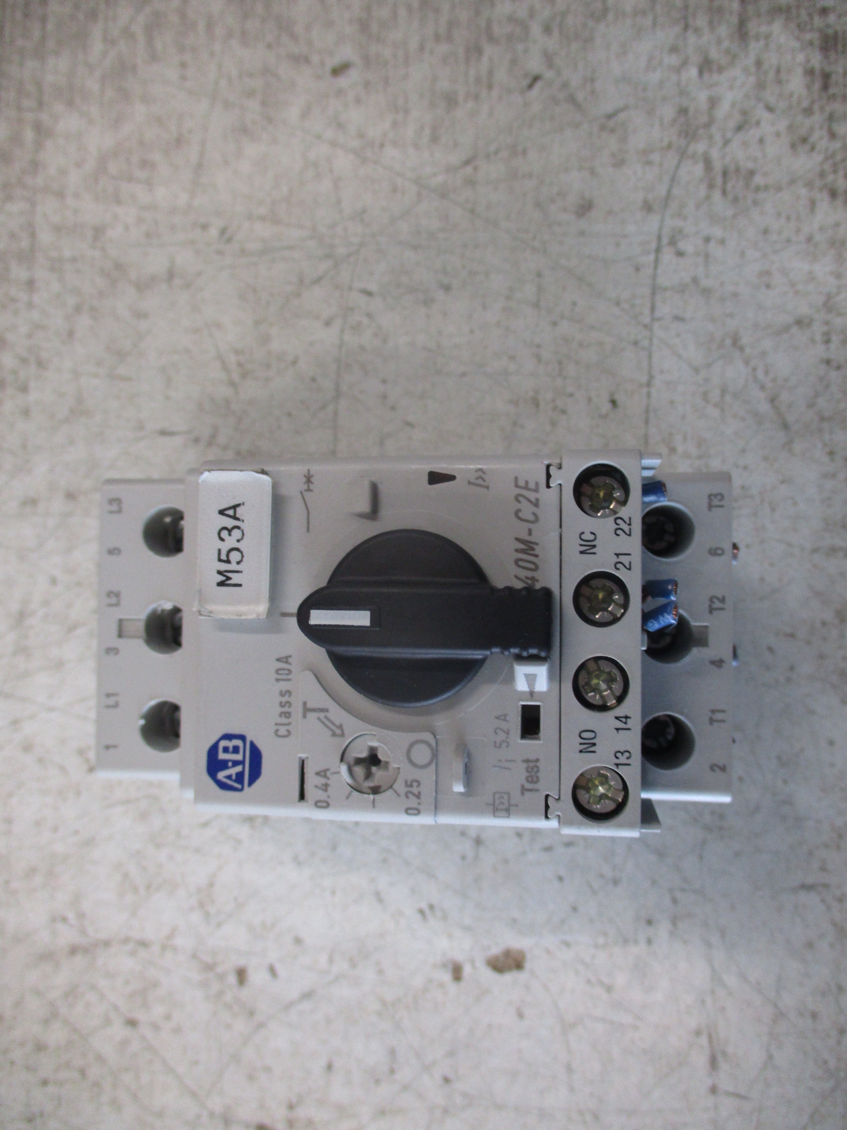 Allen-Bradley Manual Motor Protector 140M-C2E-A40 Ser. C Trip: 0.25-0.4A Used