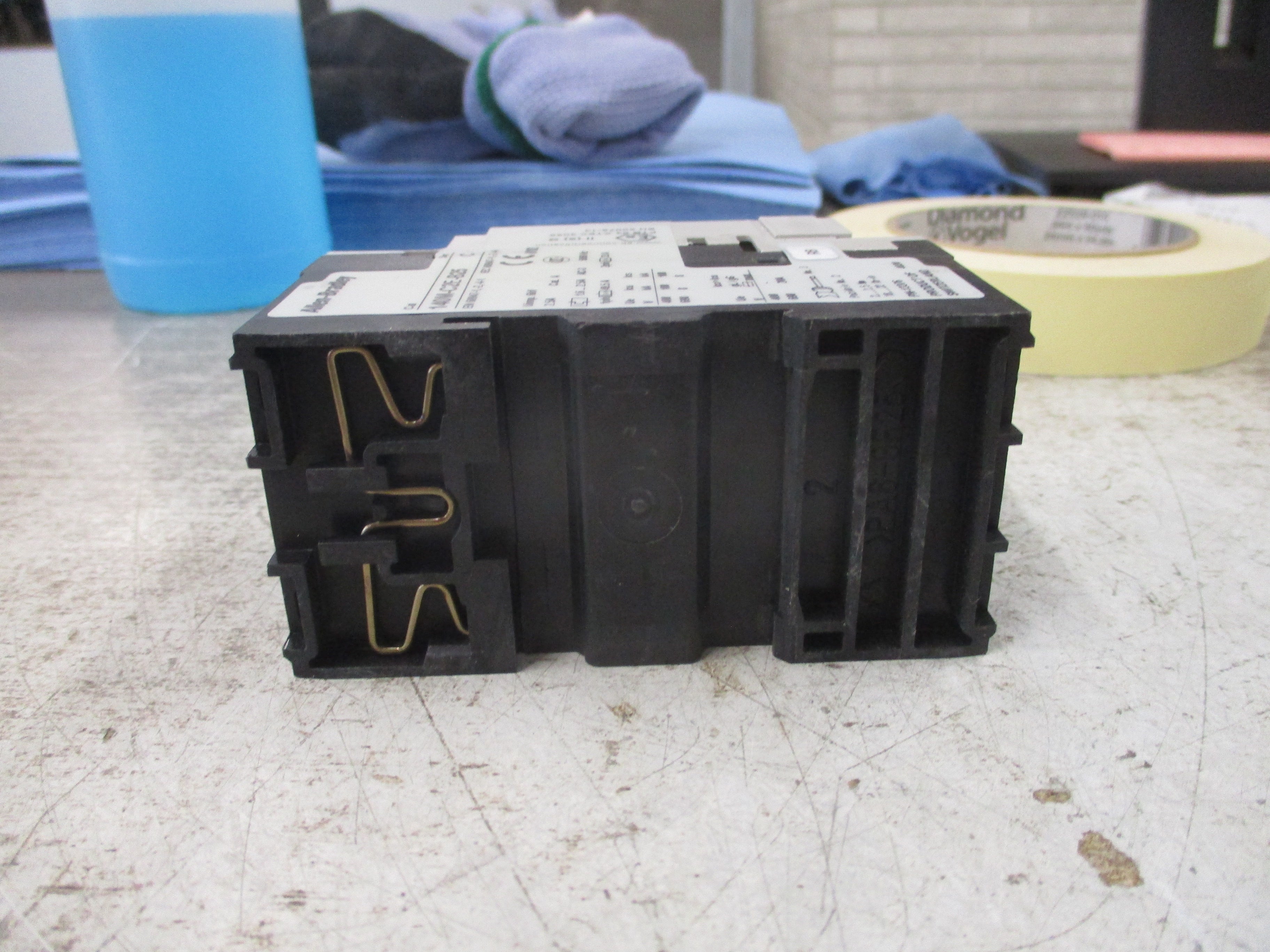Allen-Bradley Manual Starter 140M-C2E-B25 Range:1.6-2.5A Used