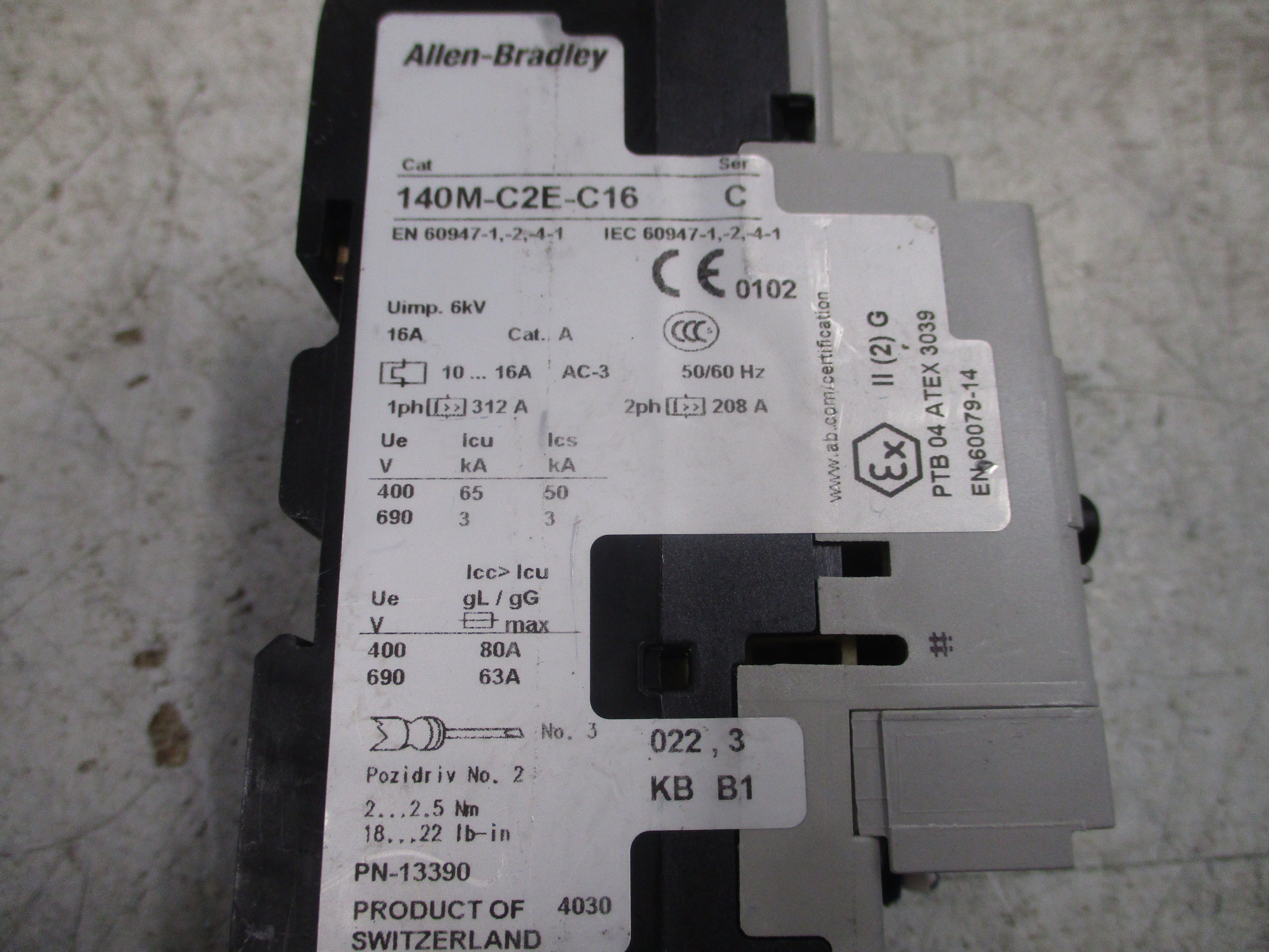 Allen-Bradley Motor Protector 140M-C2E-C16 Ser. C Trip: 10-16A *Chipped Base*
