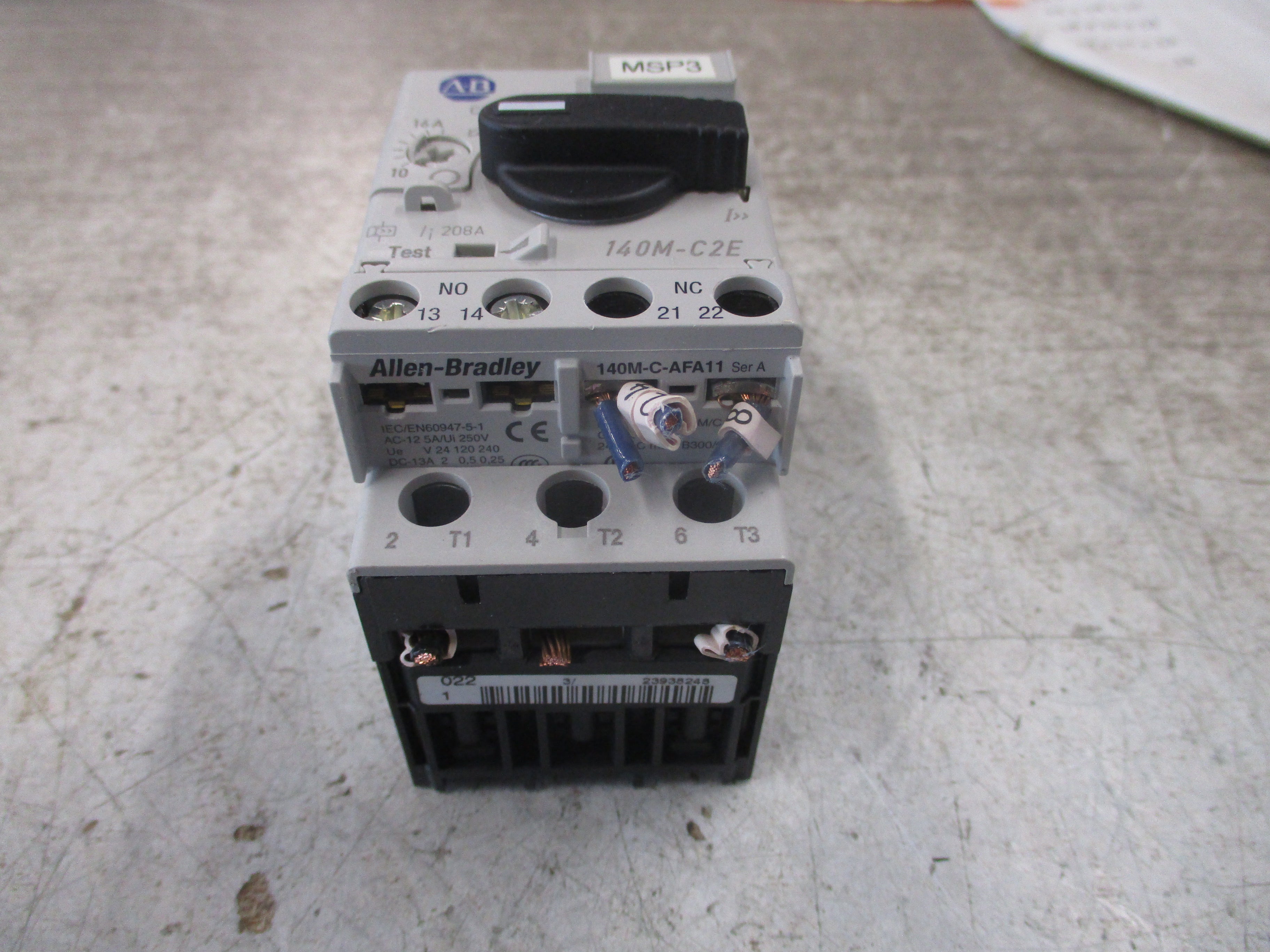 Allen-Bradley Motor Protector 140M-C2E-C16 Ser. C Trip: 10-16A *Chipped Base*