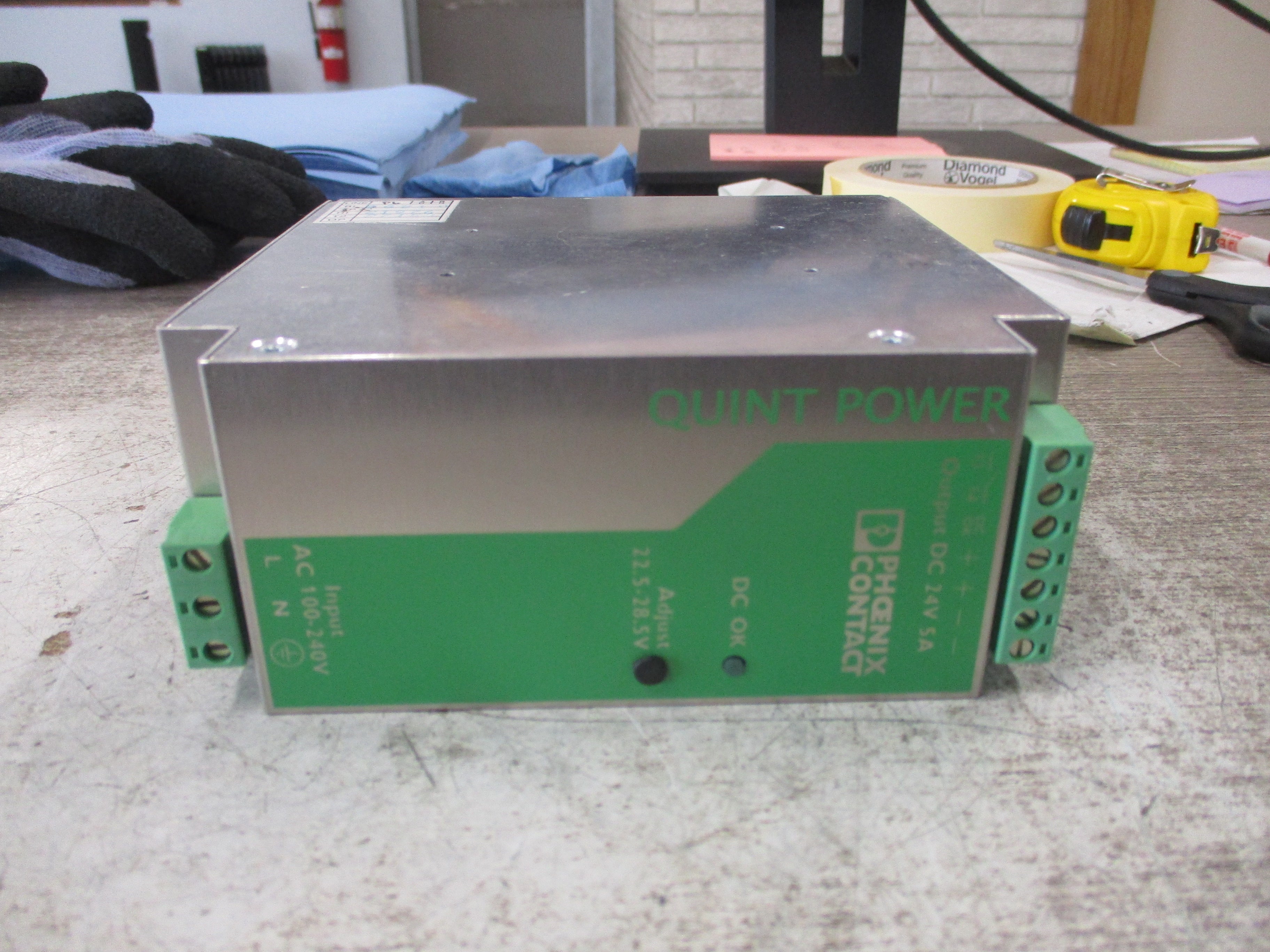 Phoenix Contact Power Supply 2938581 QUINT-PS-100-240AC/24DC/5