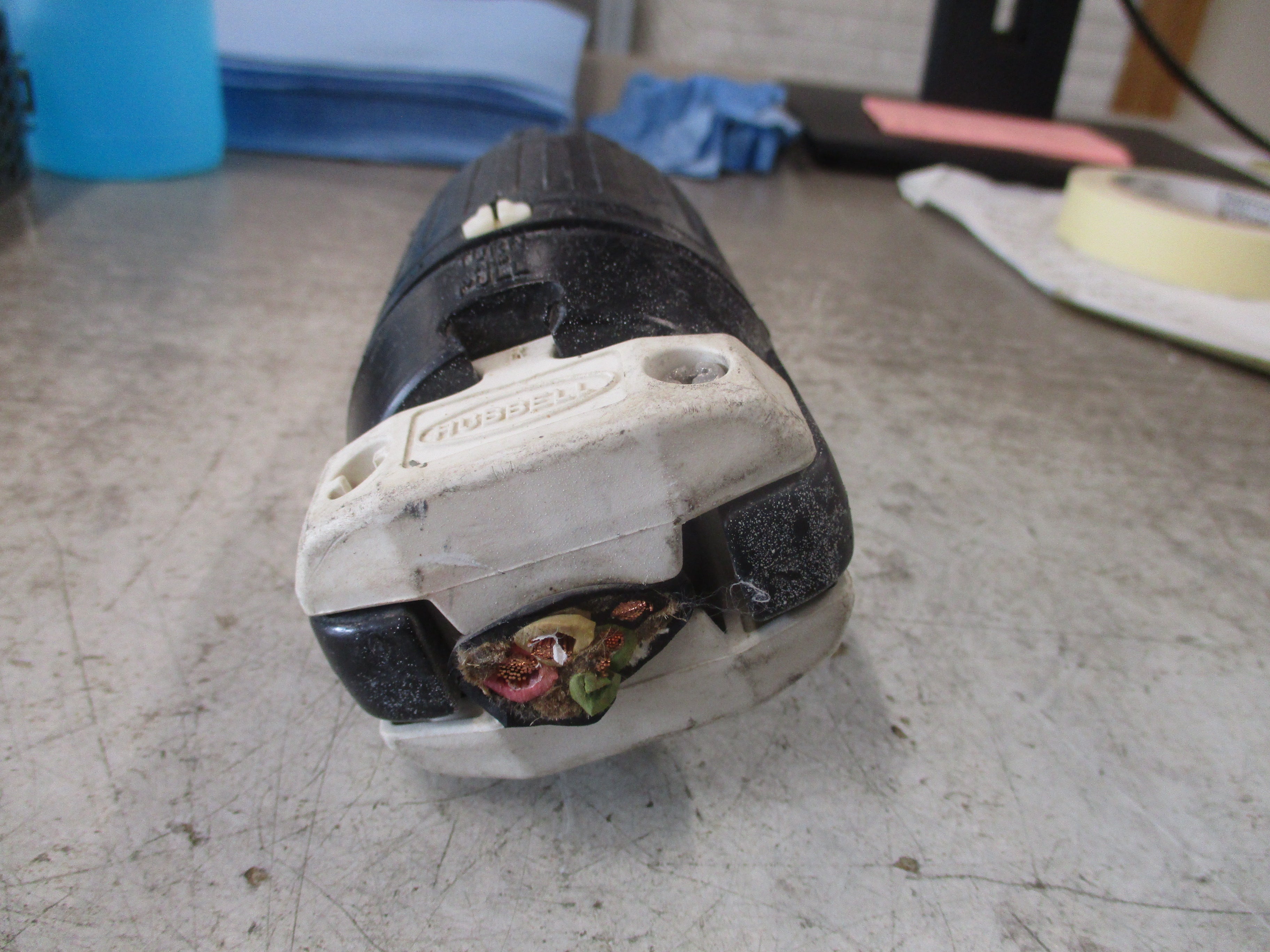 Hubbell Locking Connector CS-6364C 50A 125/250V 3P 4W Used