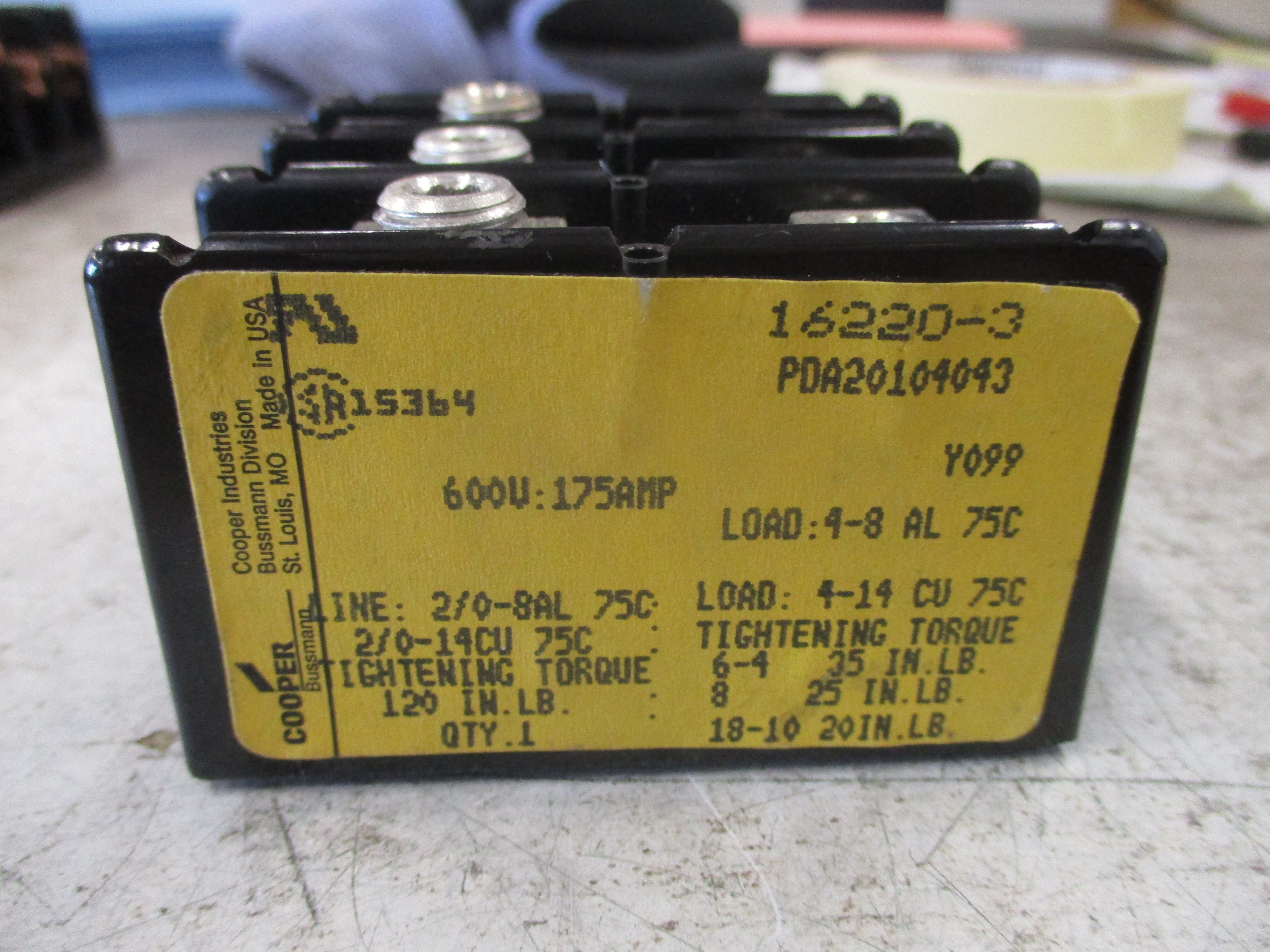 Cooper Bussmann Power Distribution Block 16220-3 175A 600V 3P Line: 2/0-14