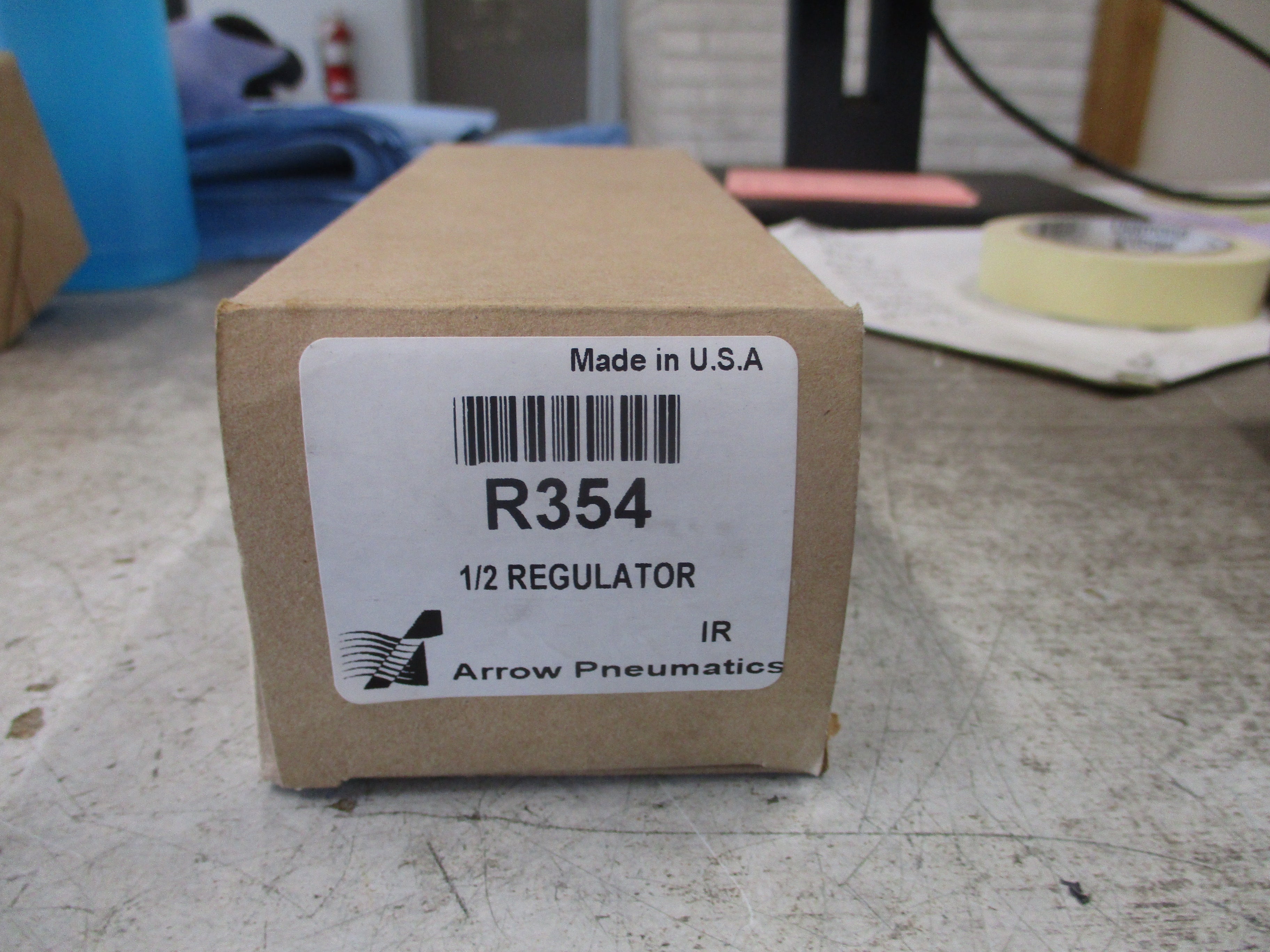 Arrow pneumatics Regulator R354 1/2" New Surplus
