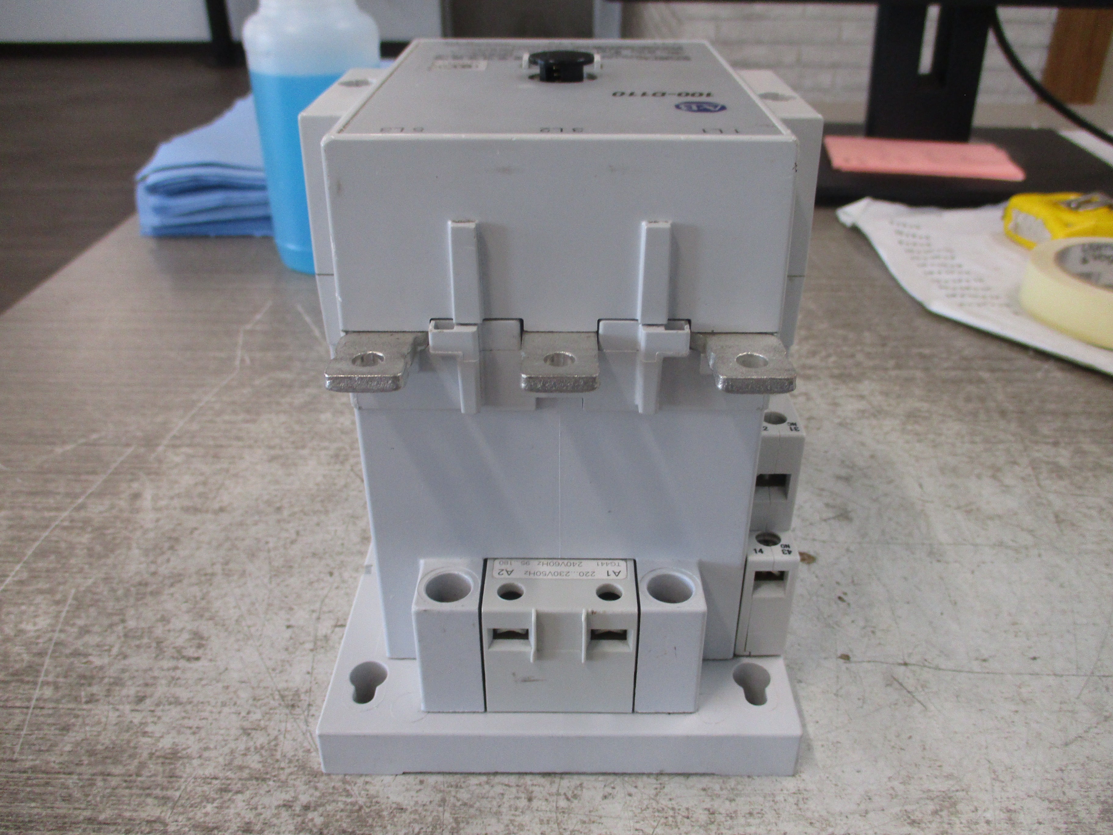 Allen-Bradley Contactor 100-D110 240V Coil 160A 600V Used