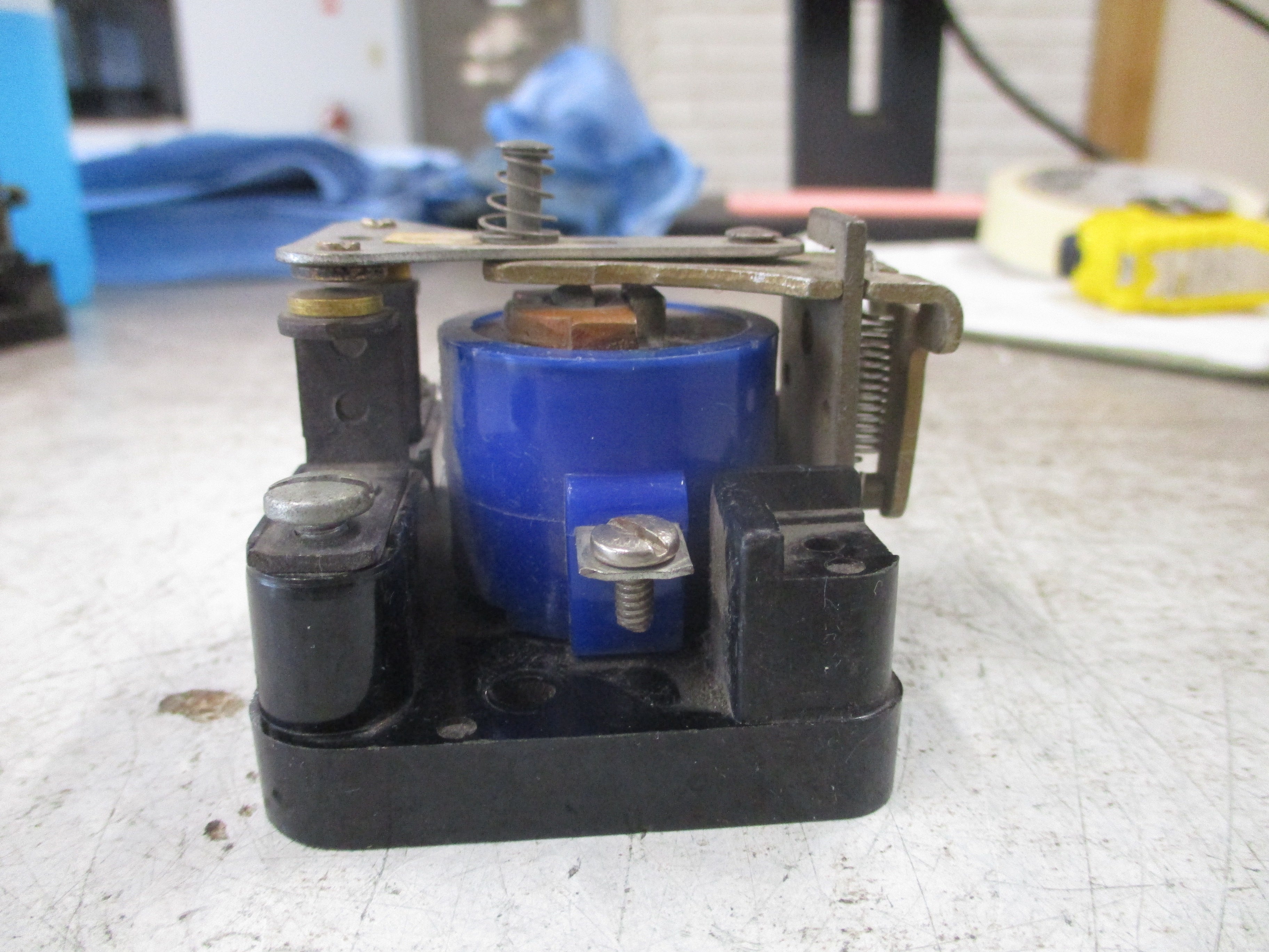 Deltrol Power Relay 900 SPST NO DM 240V Coil 25A 120/240V 1Ph Used