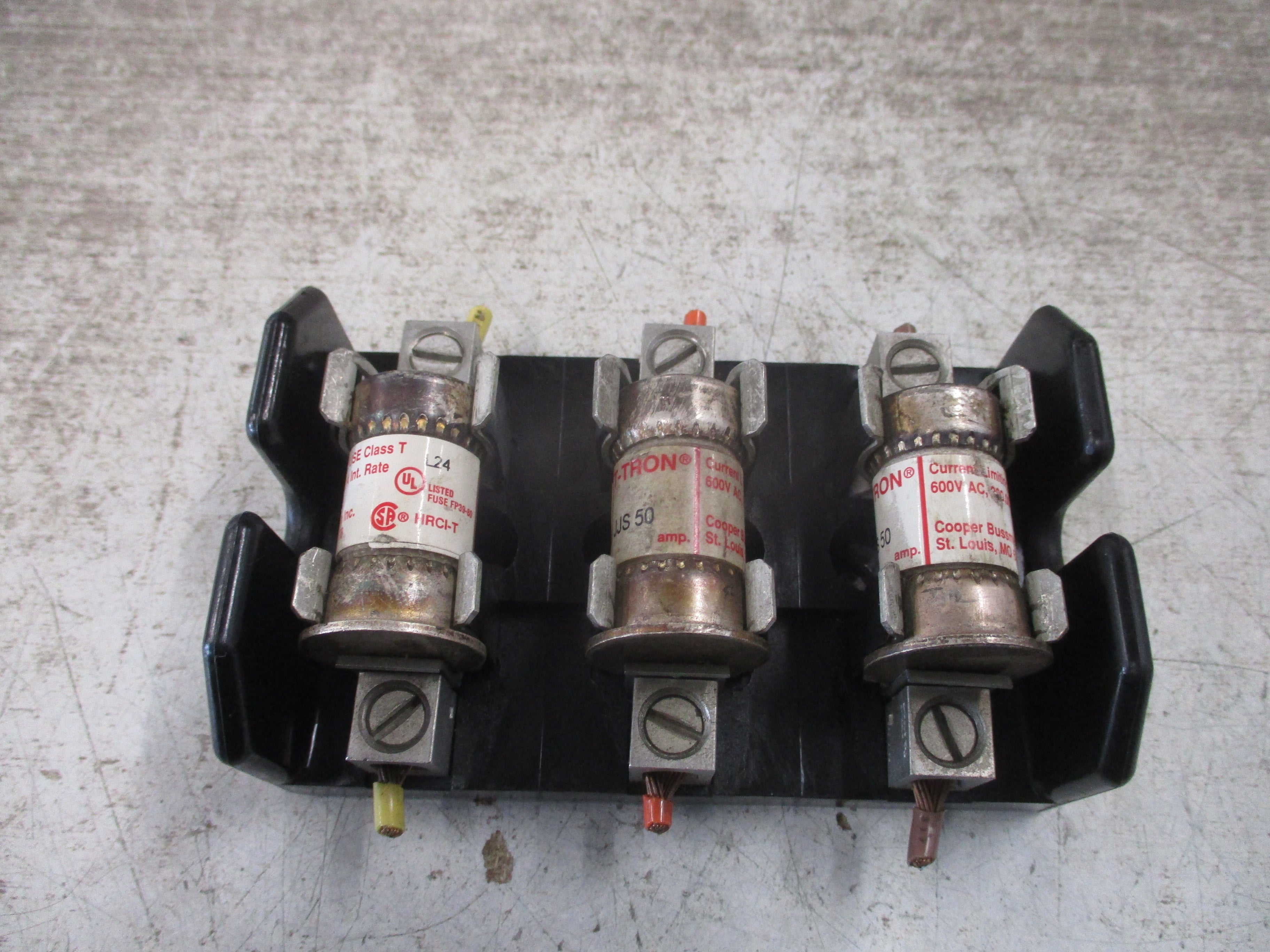 Buss Fuse Holder T60060-3CR 60A 600V 3P (3) 50A Fuses Used