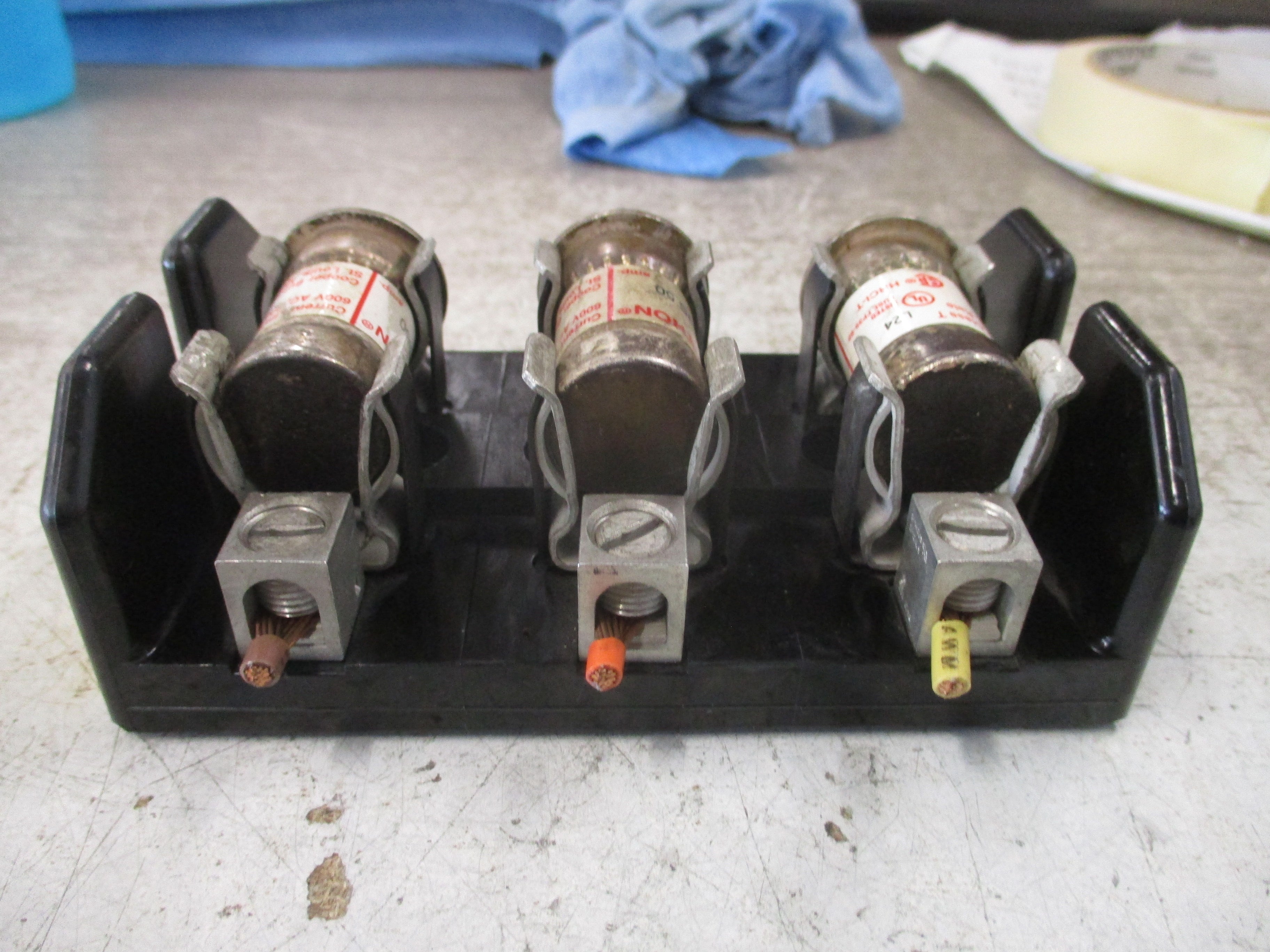Buss Fuse Holder T60060-3CR 60A 600V 3P (3) 50A Fuses Used