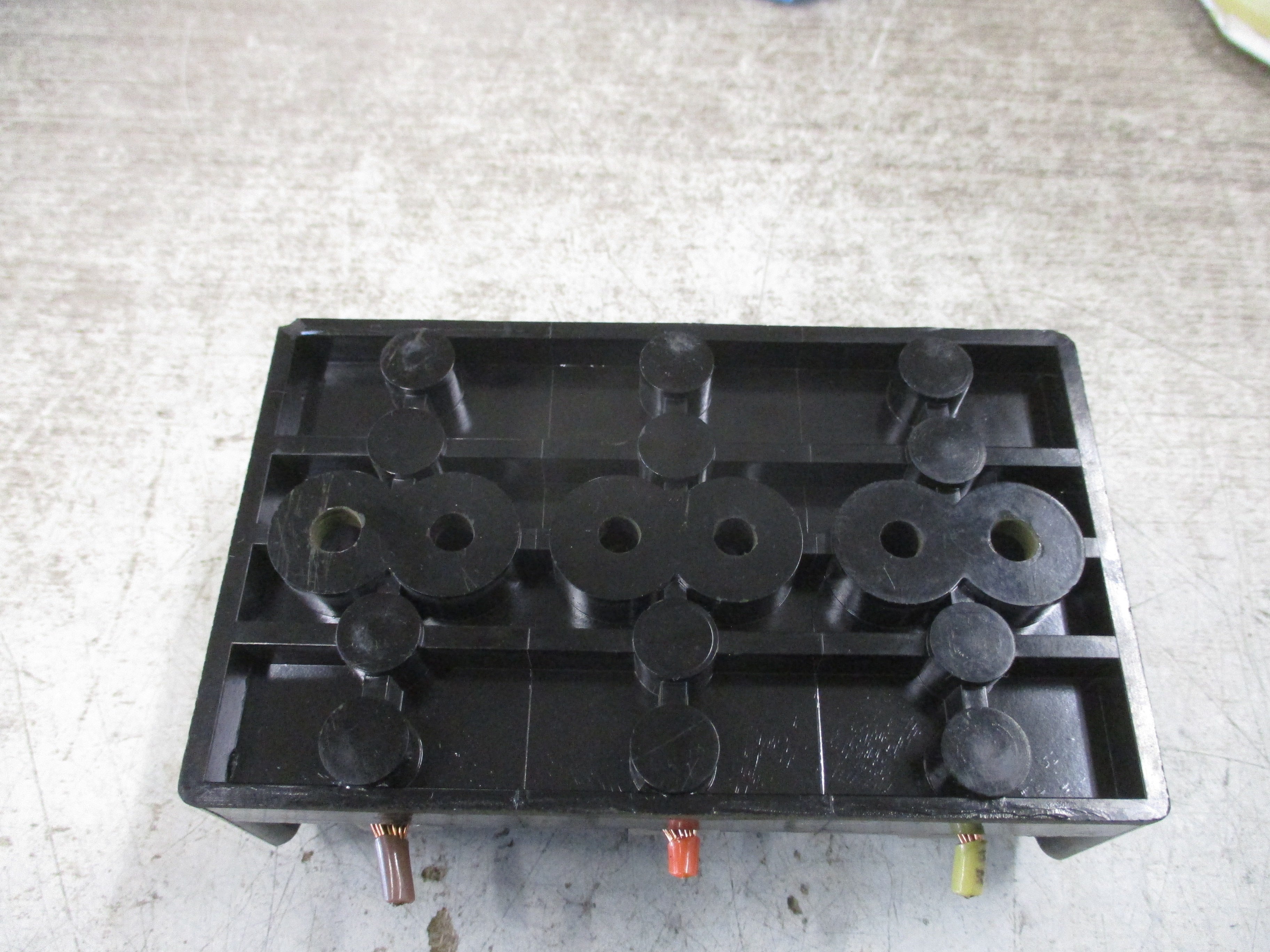 Buss Fuse Holder T60060-3CR 60A 600V 3P (3) 50A Fuses Used