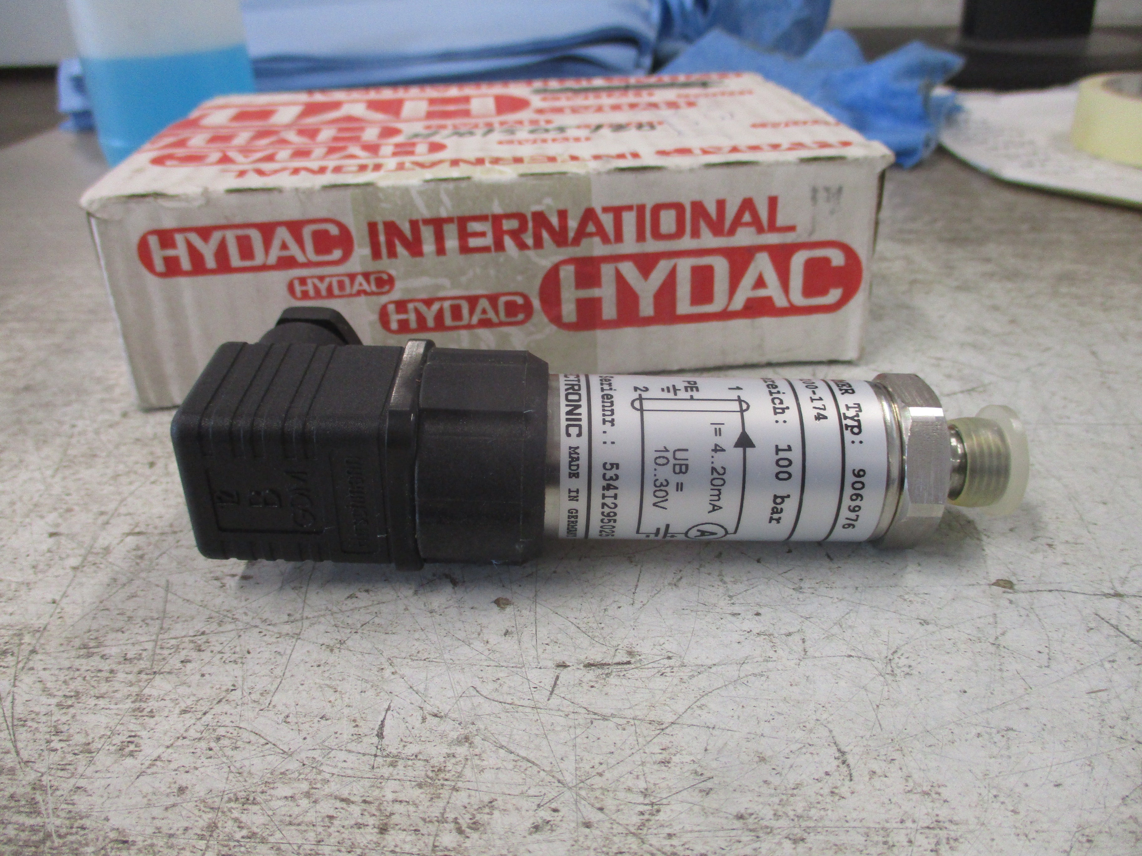 Hydac Pressure Transducer HDA 3745-A-100-174 New Surplus