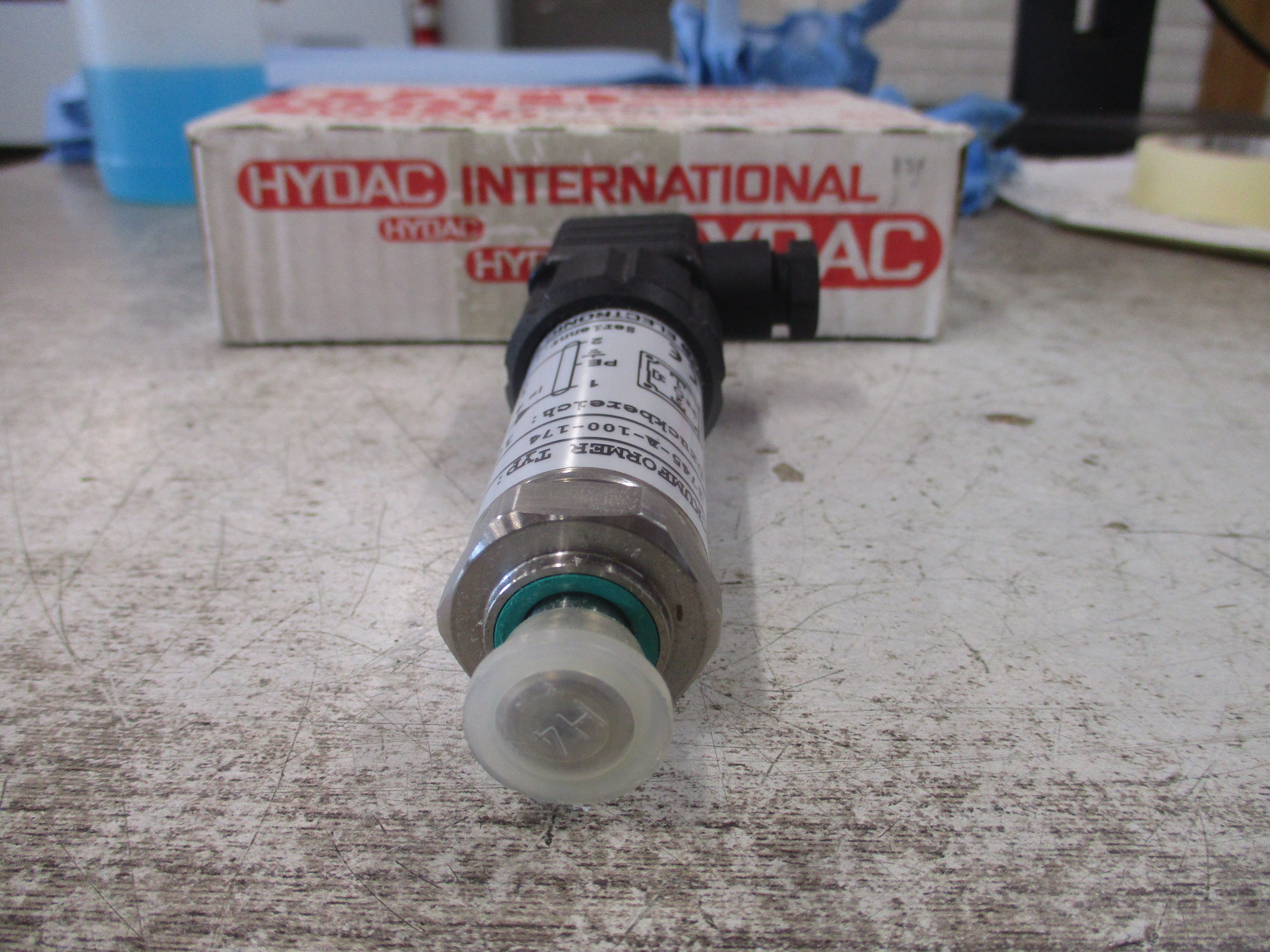 Hydac Pressure Transducer HDA 3745-A-100-174 New Surplus