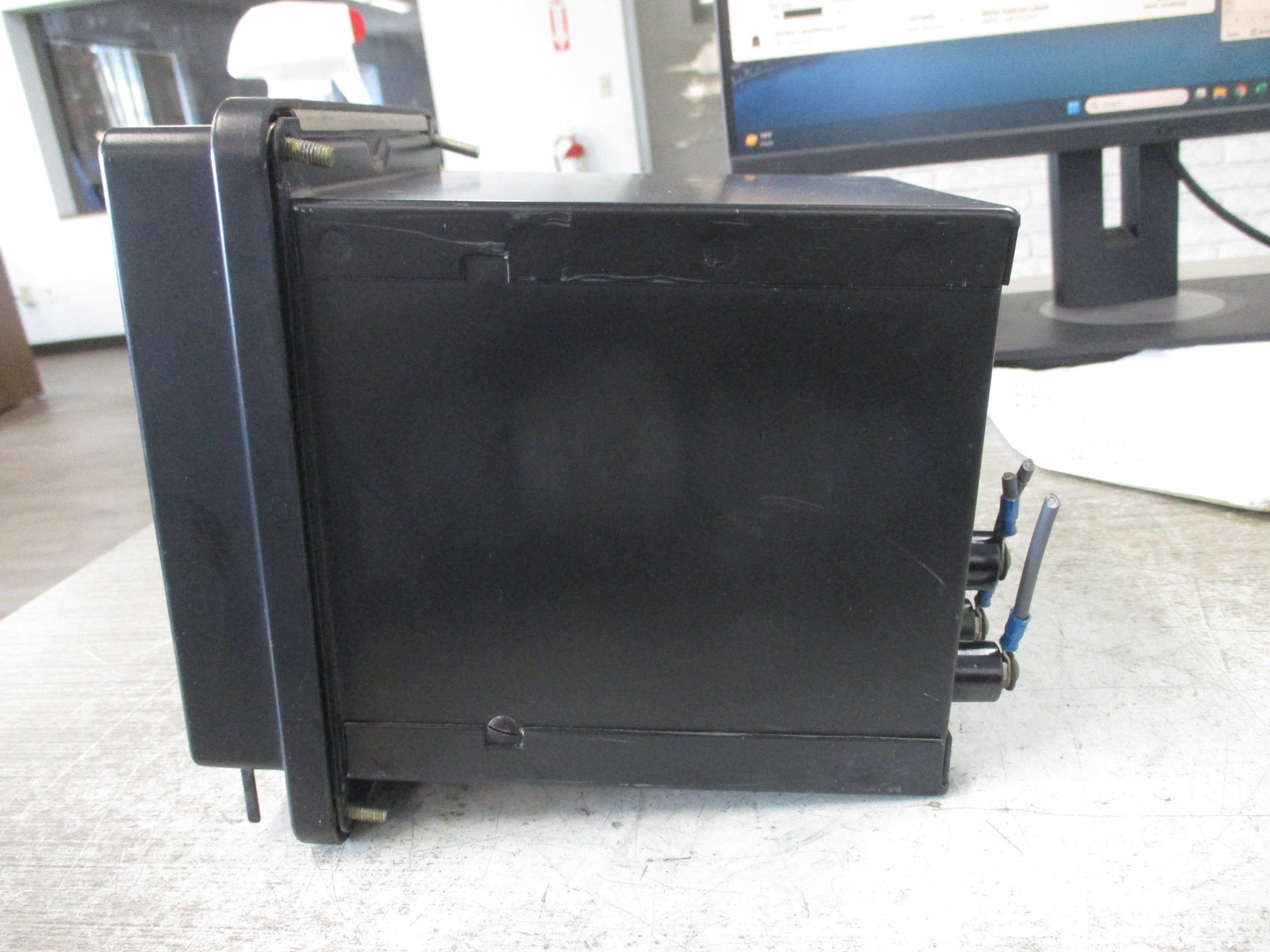 Westinghouse CV-7 Undervoltage Relay 27B23-XA-XB Used