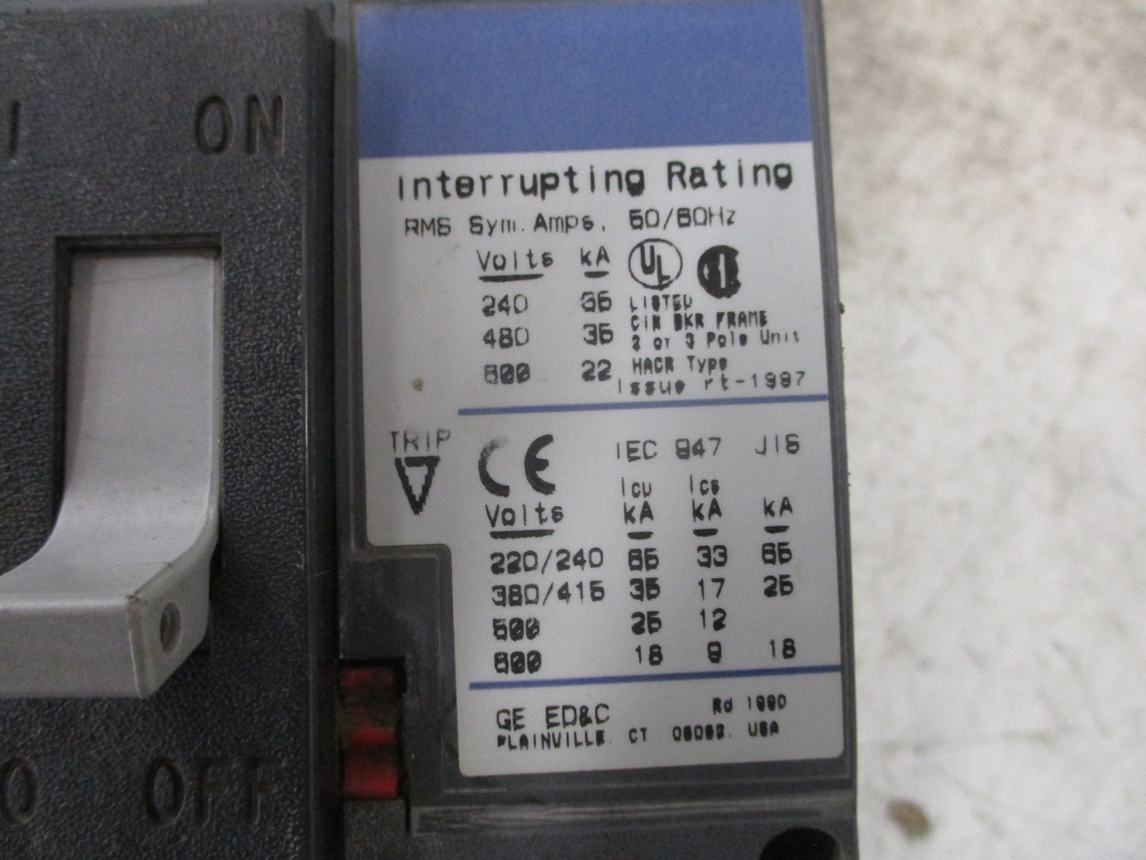 GE Spectra RMS Hi-Break Circuit Breaker SFHA3BAT0250 250A 600V 3P Used