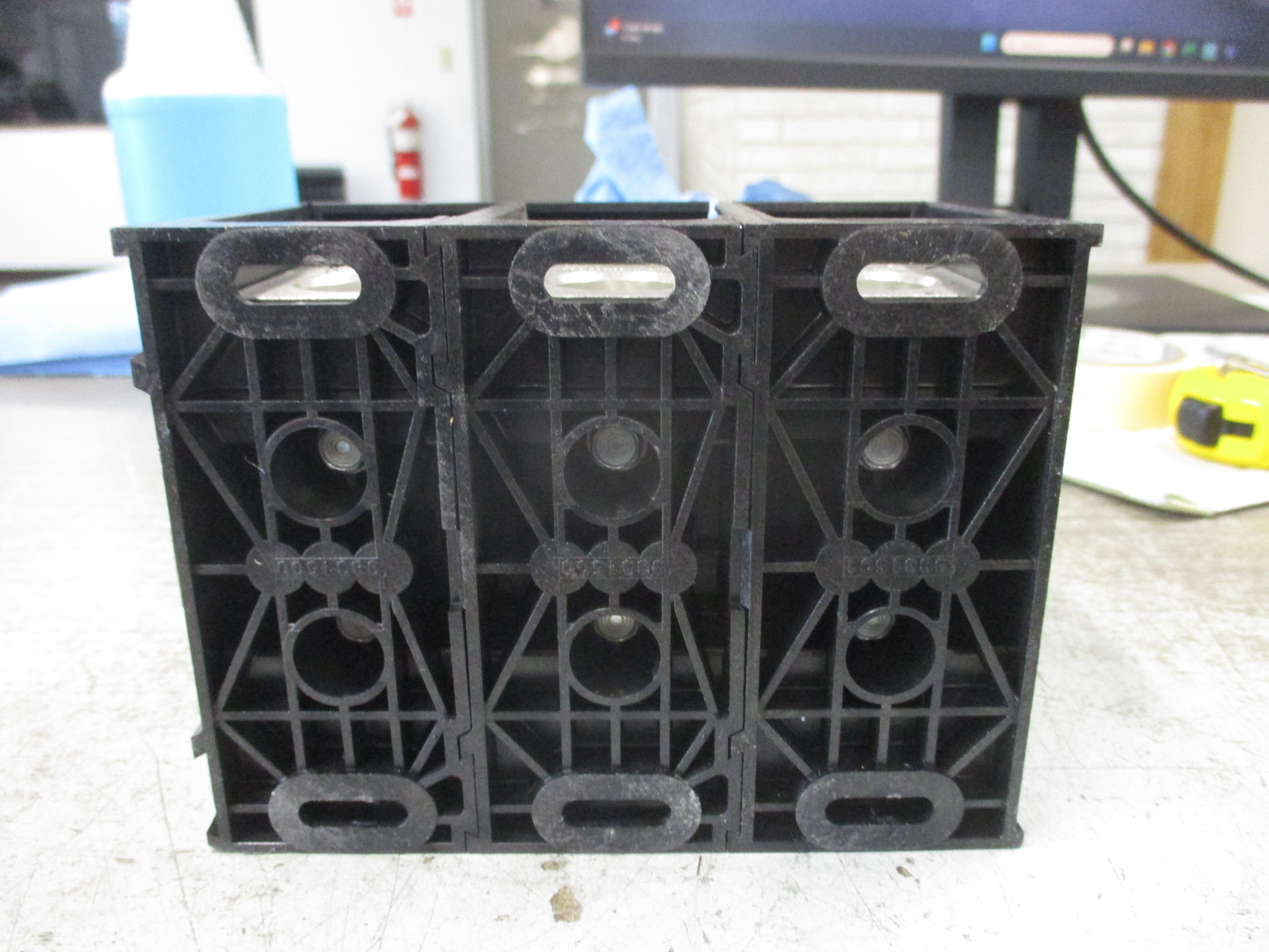 Marathon Power Distribution Block 1333585 CH 420A 600V 3P Line: 600-3/0