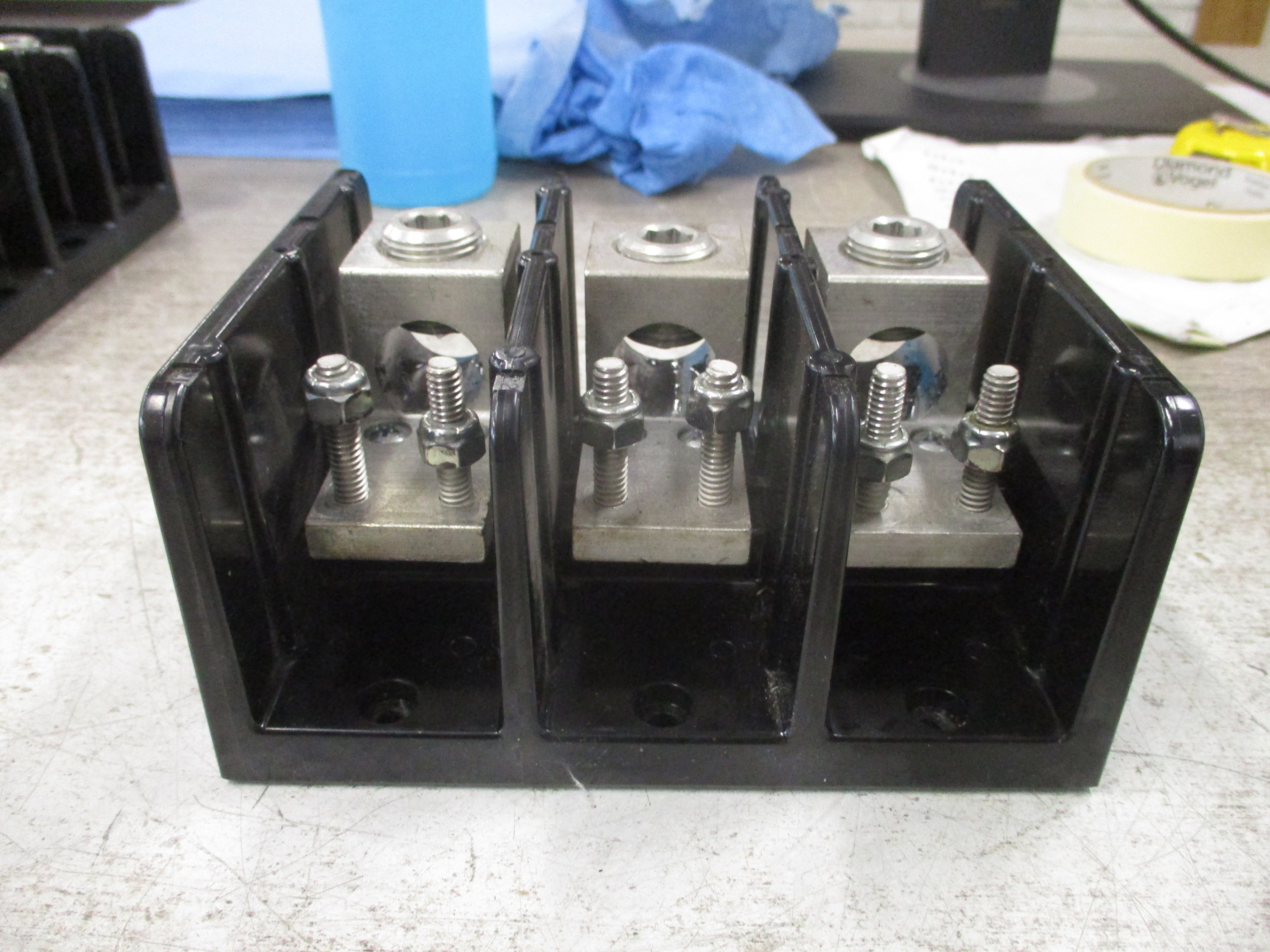 Marathon Power Distribution Block 1443569 380A 600V 3P Line: 500MCM-4