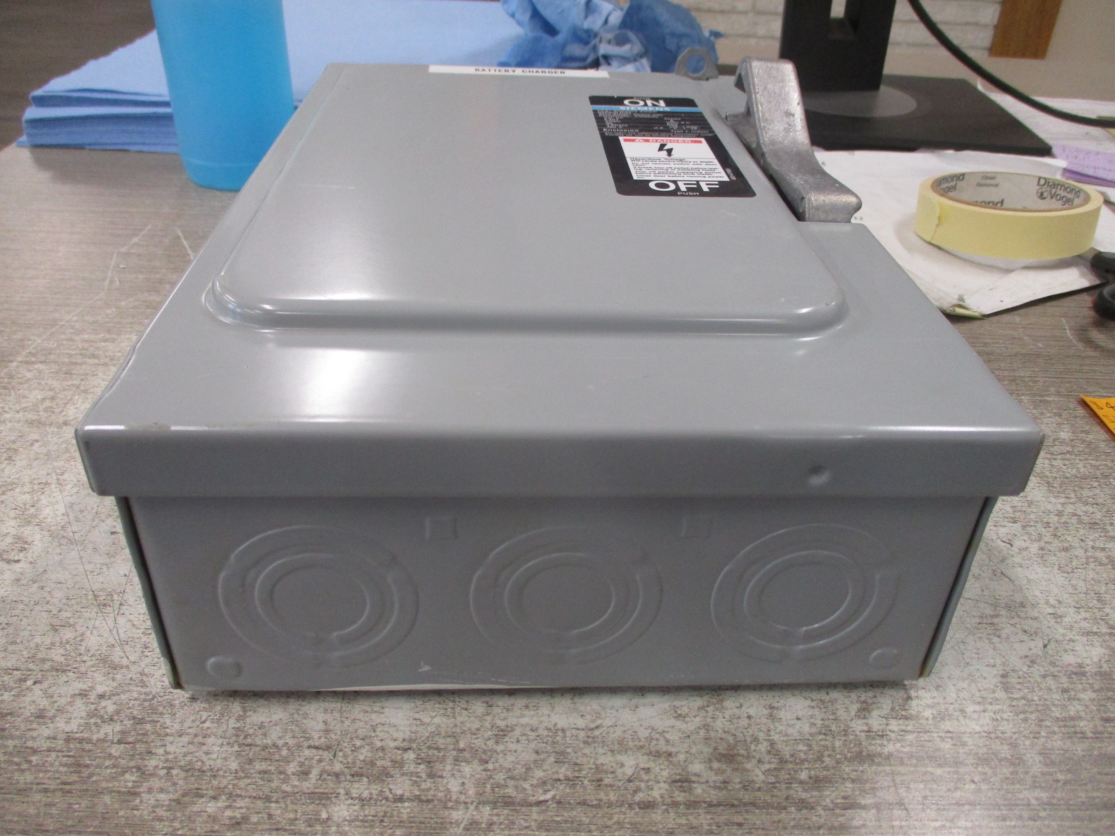 Siemens Fusible Safety Switch/Disconnect F351 30A 600V 3P Used