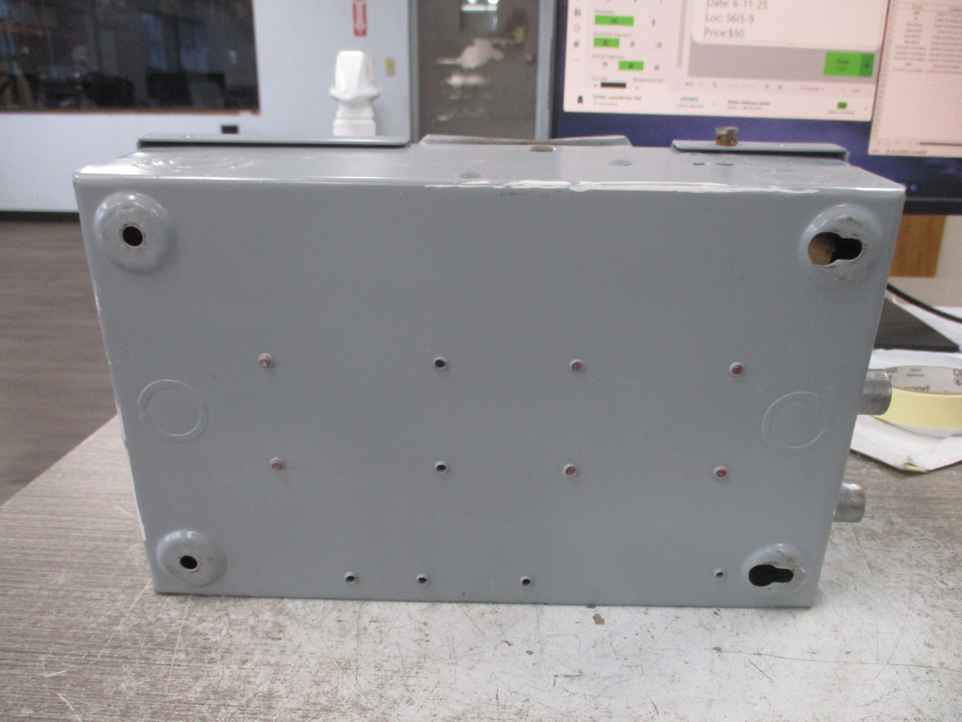 Siemens Fusible Safety Switch/Disconnect F351 30A 600V 3P Used